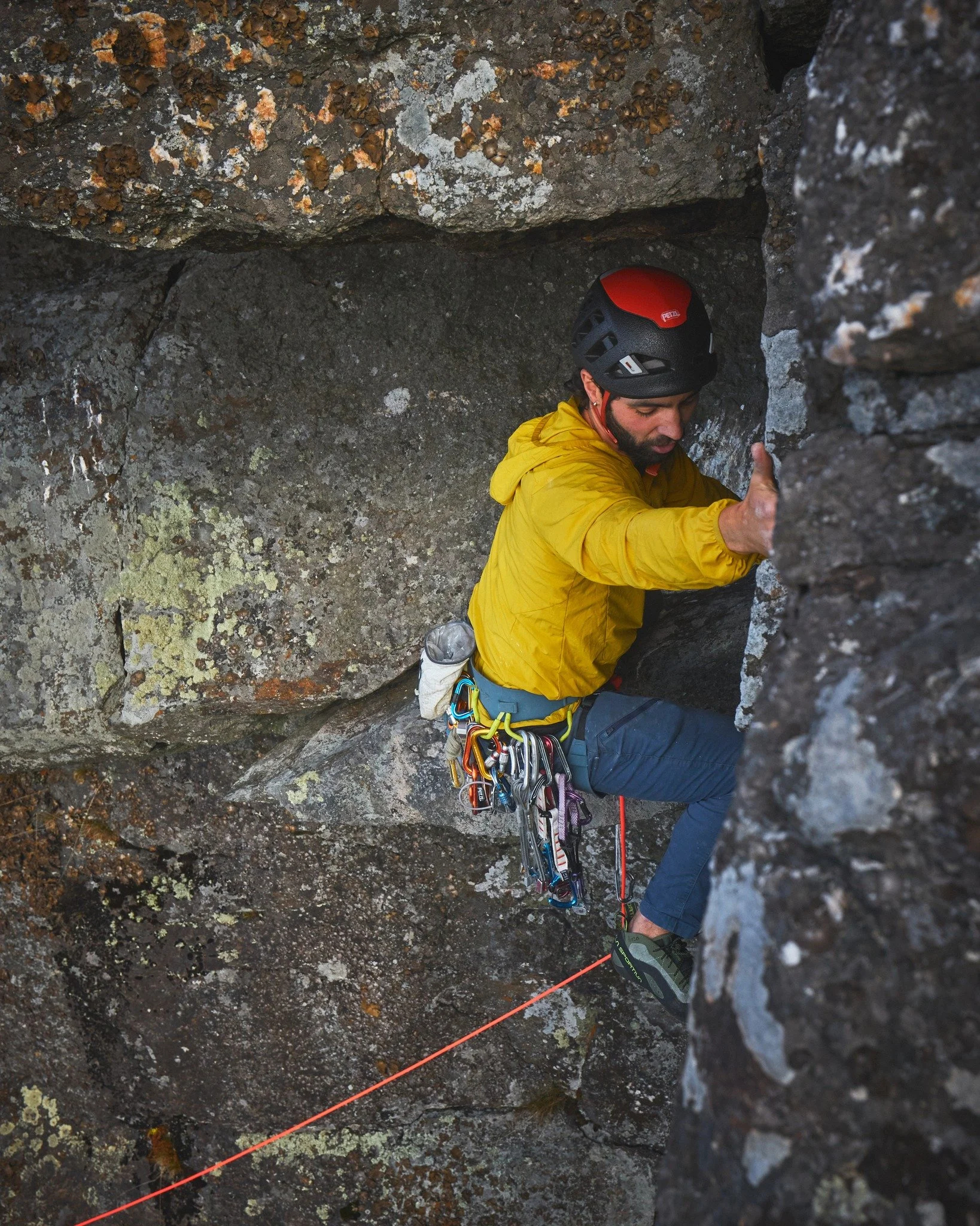 Rocktober is here 🍂🧗&zwj;♂️
Cool temps, dry granite, and views that stop you mid-pitch &mdash; it doesn&rsquo;t get better than fall climbing in Maine. Camden Hills is in full color, and our guides are still out daily leading private trips and adva
