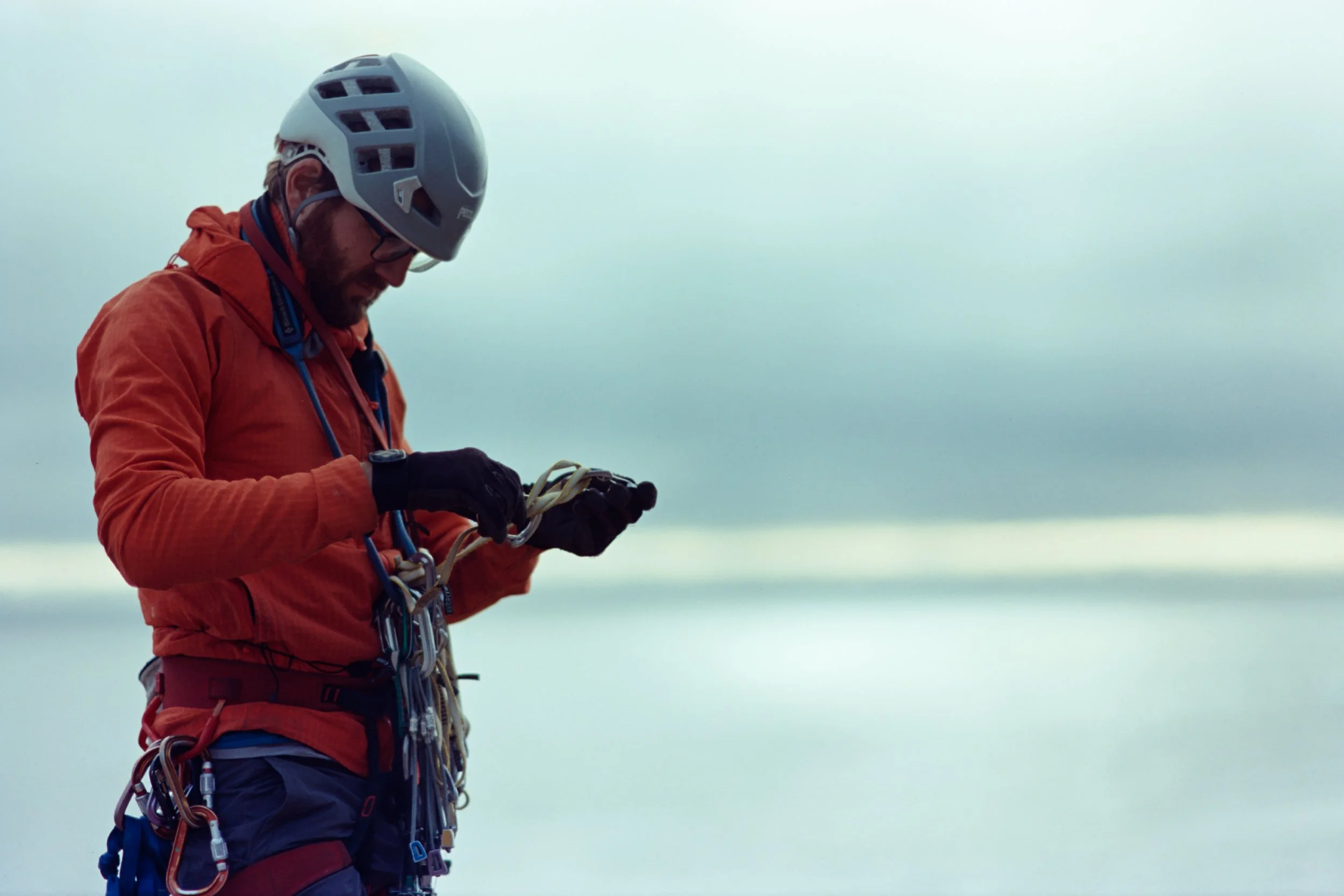 Otter cliffs climbing guide