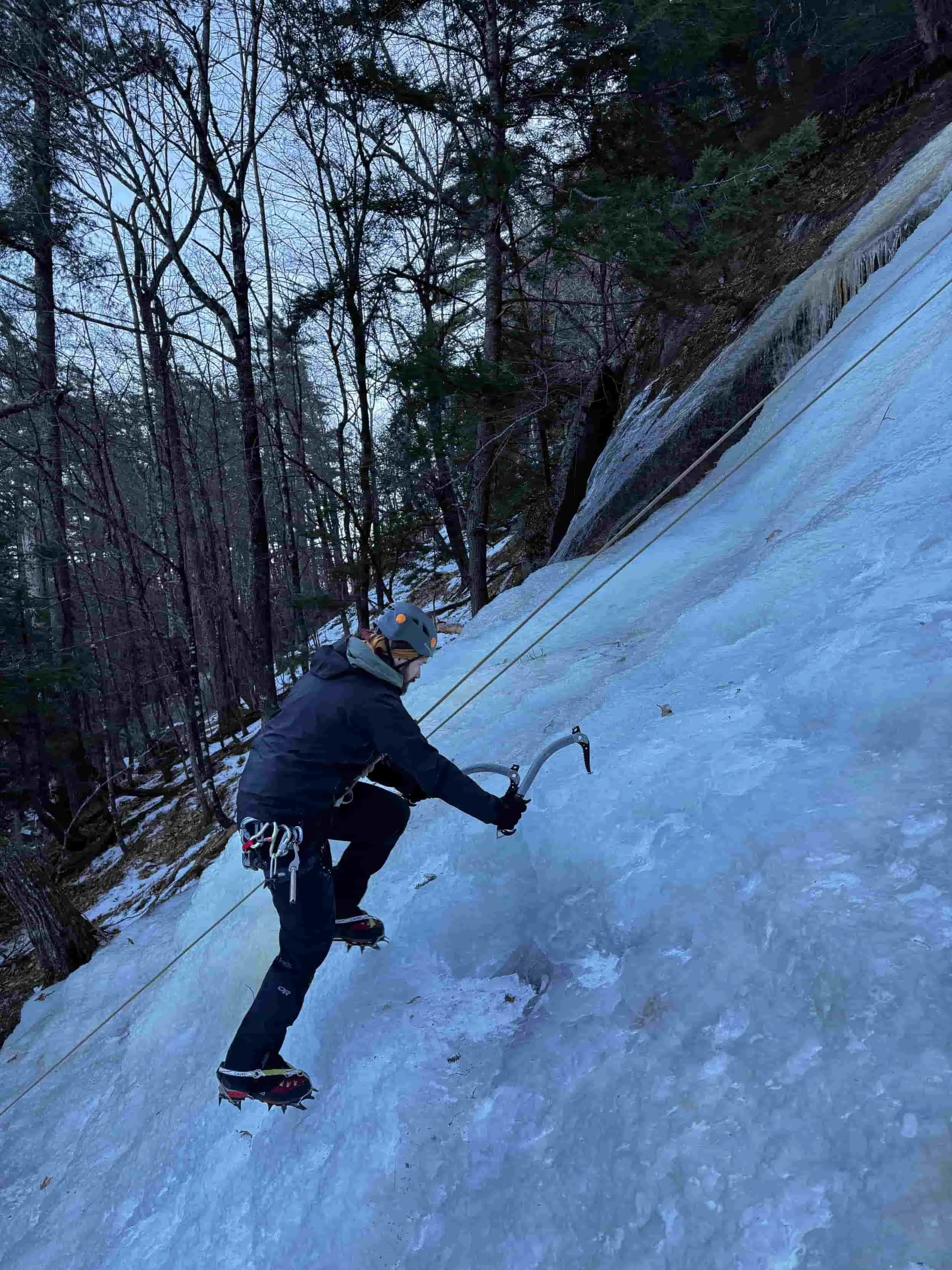 Ice climbing guided tours