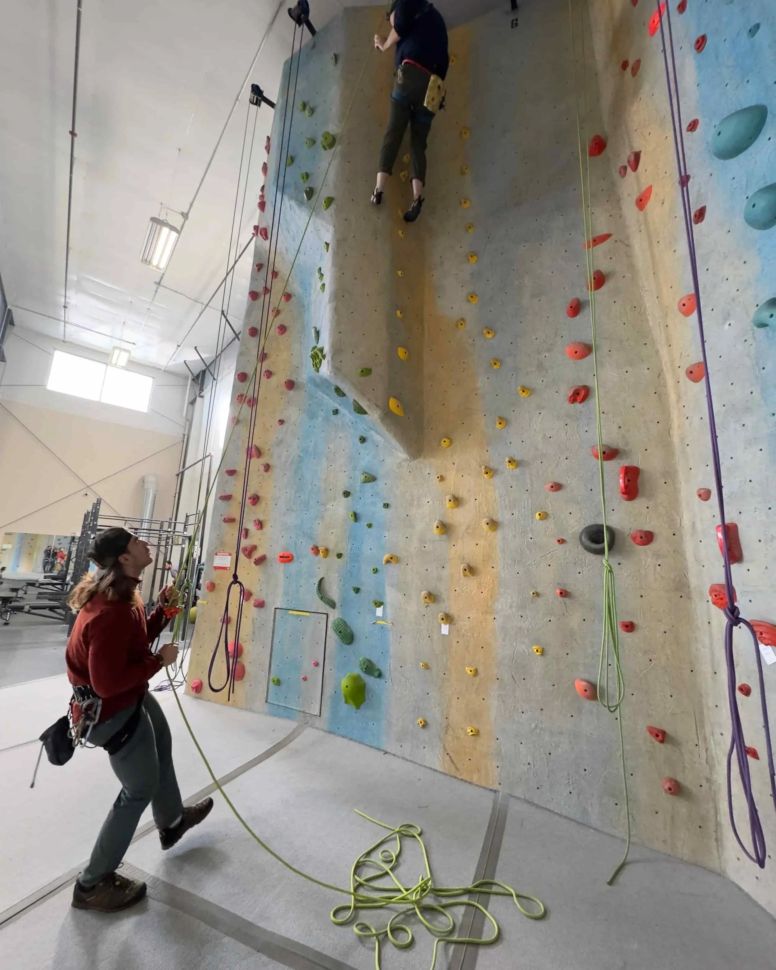 Indoor training guide service