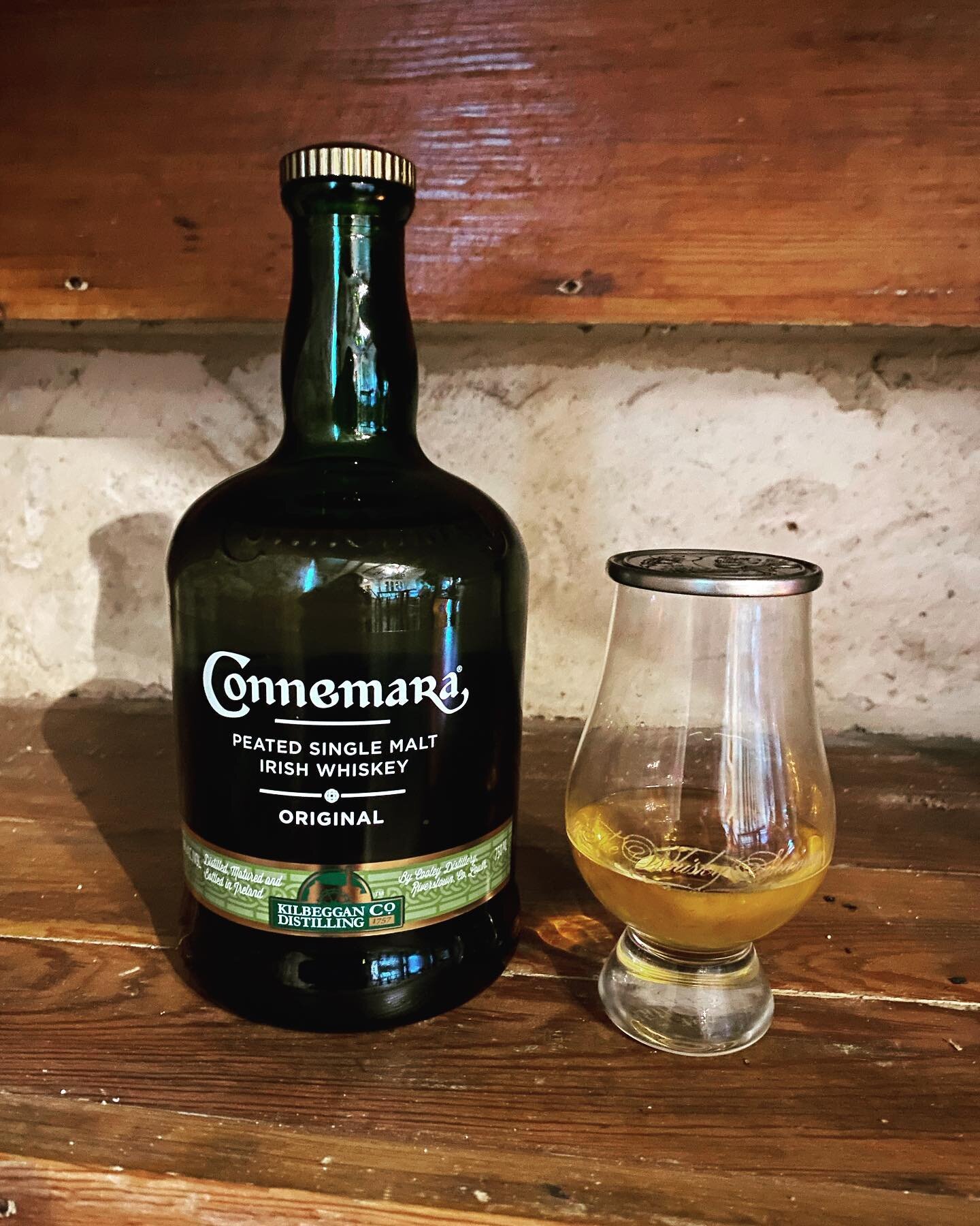 Welcome back to another Sunday Deep Dive.  Tonite we are breaking into Connemara Peated Irish Whiskey.  I know all you bourbon people out there are gonna pass by, but this young lad is a subtle ease into smoky whiskey.  Follow me on this flavor journ