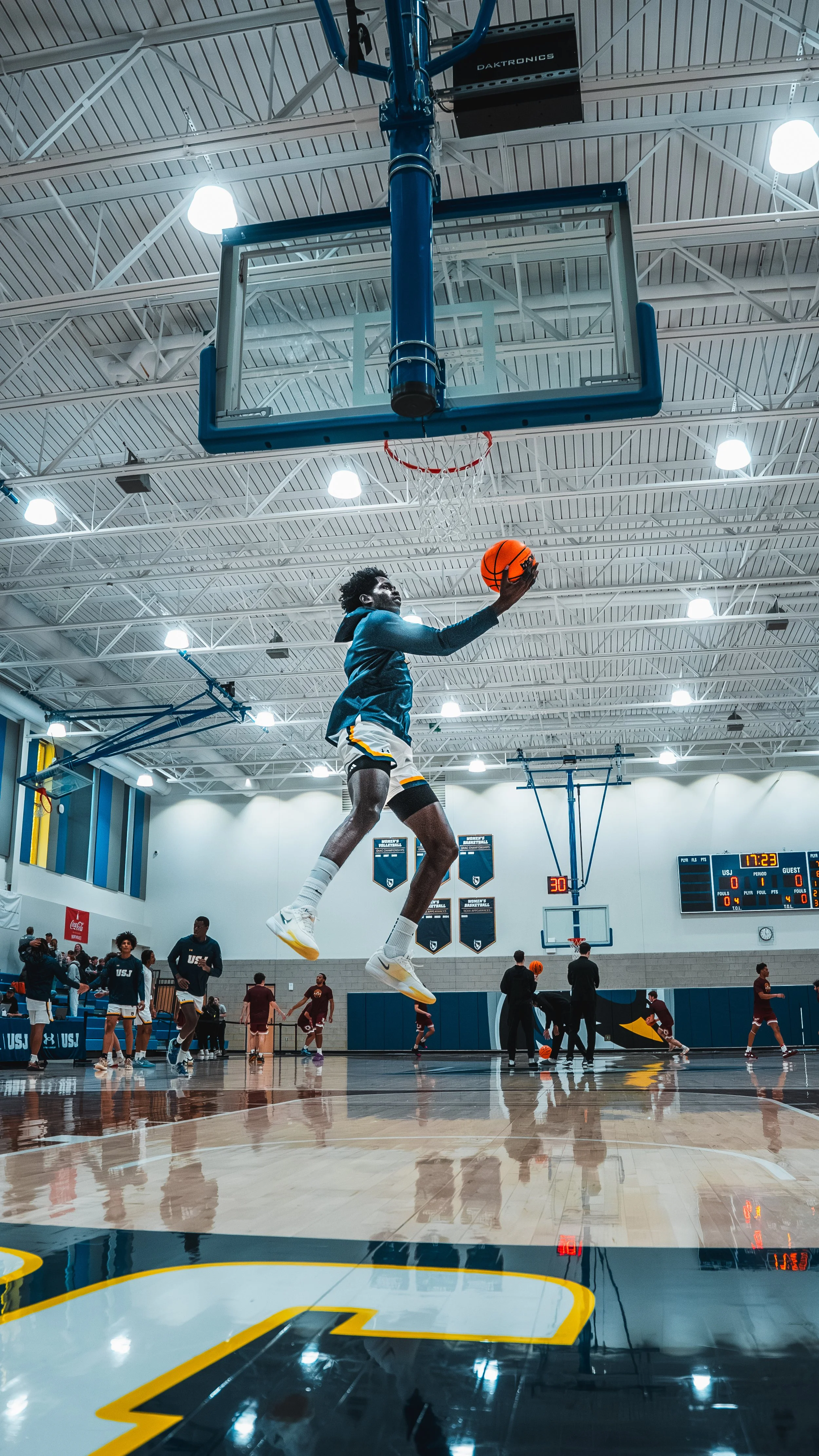 USJ Men's Basketball Media