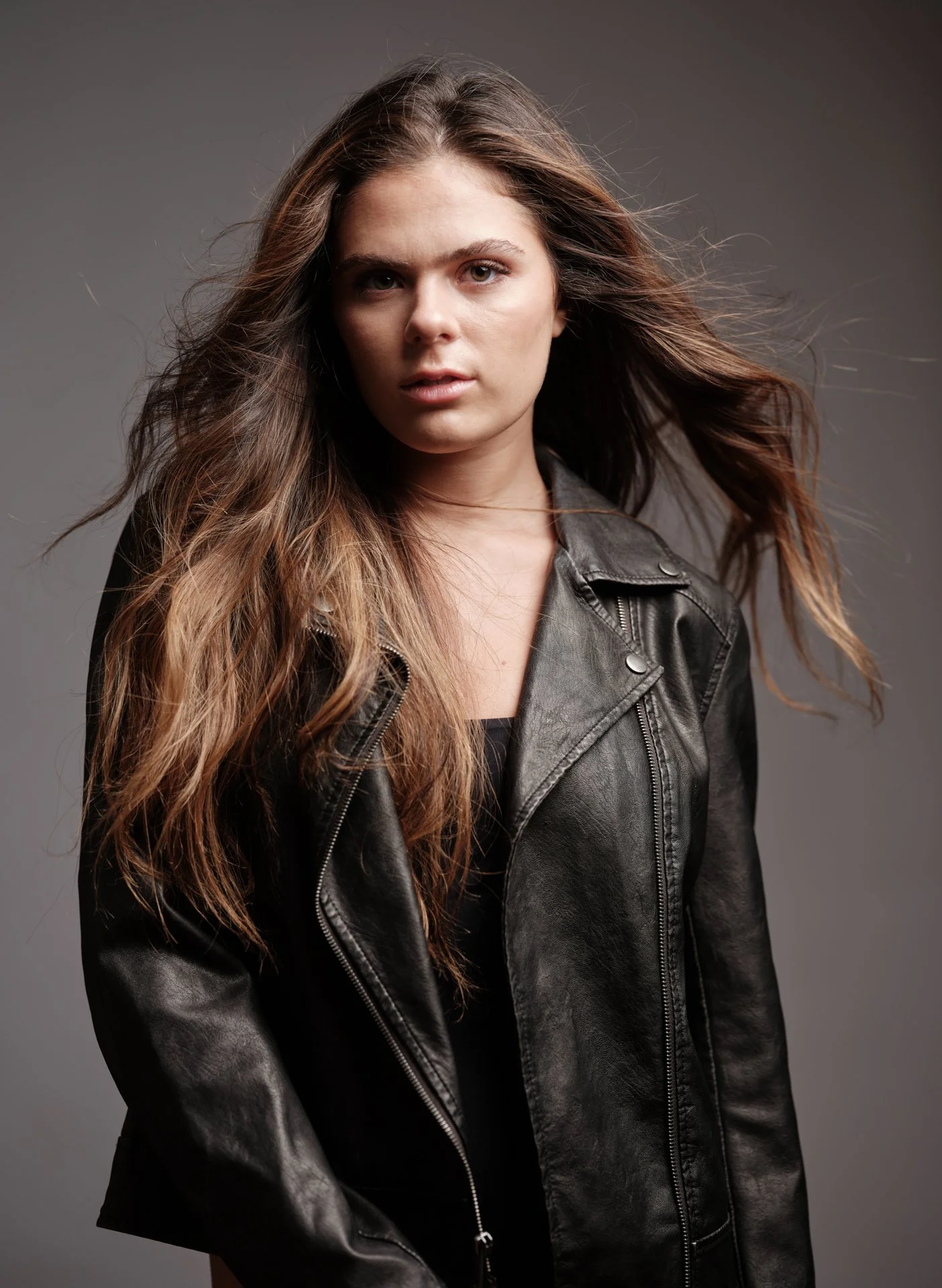 20241004 - Michela.pic studio sweater00239 copy.jpg