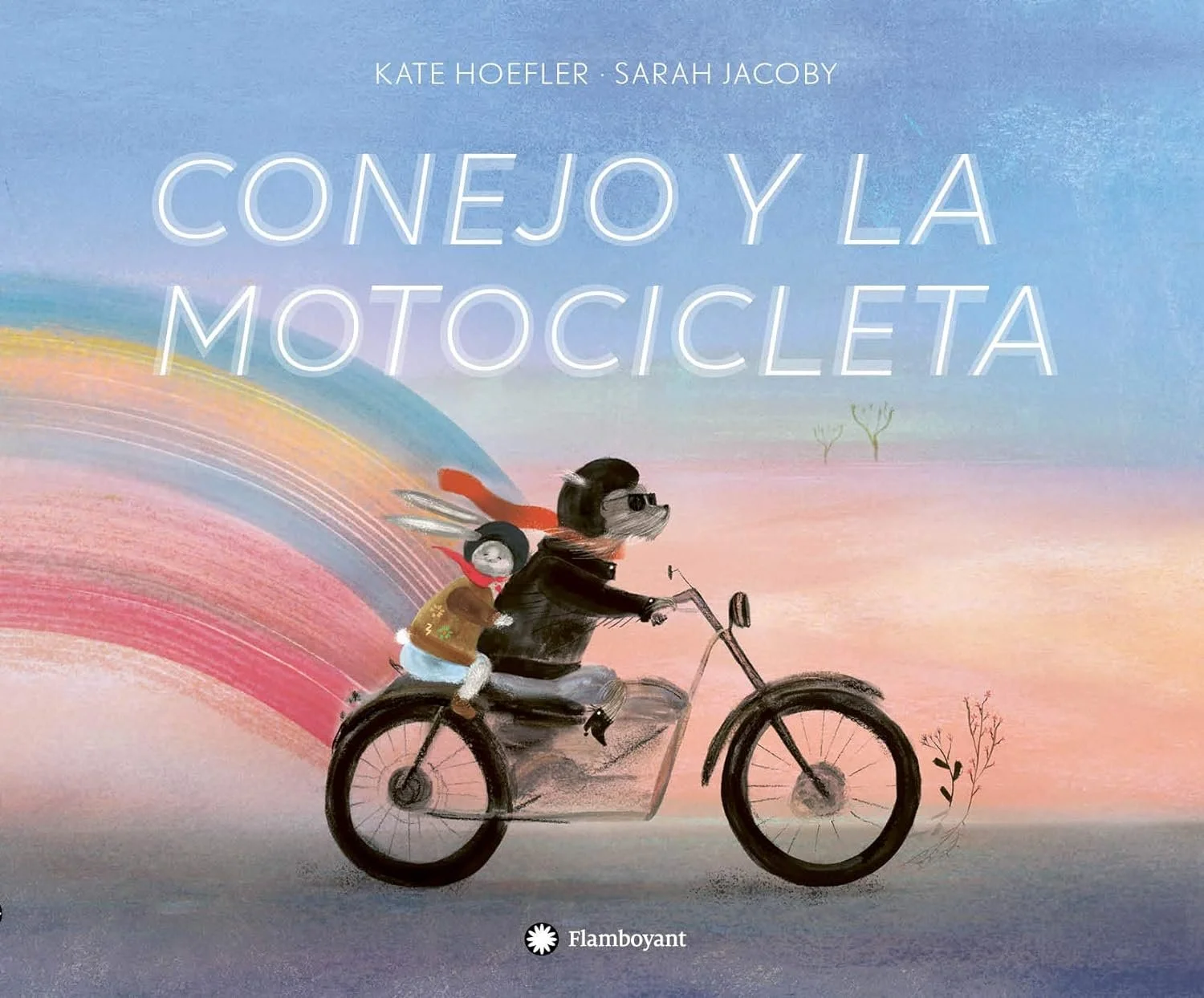 Portada de libro titulado "Conejo y la motocicleta" con ilustración de un perro llevando en una motocicleta a un conejo con gafas de sol y mochila, en un fondo colorido con arcoíris y pequeños árboles.