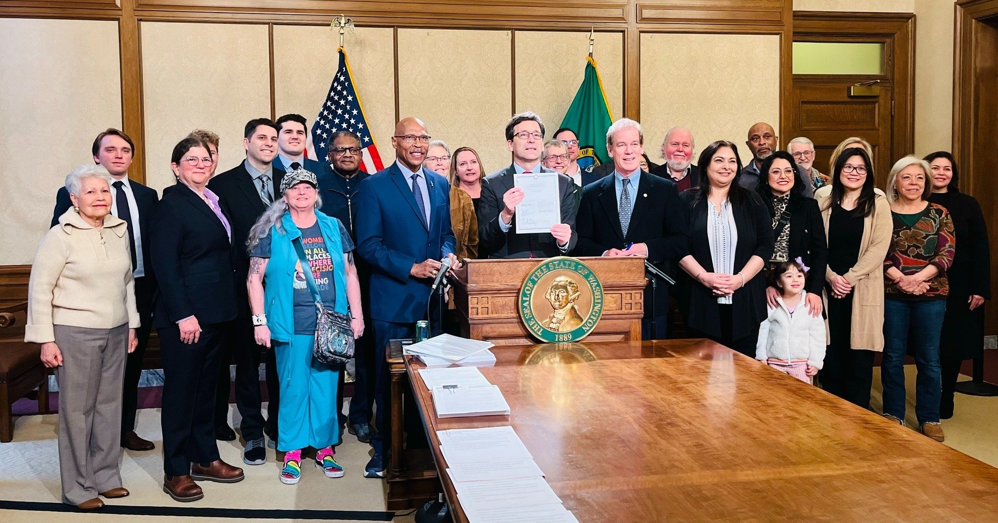 Yesterday, @govferguson signed the Law Enforcement Leaders Bill into law!

This bill is a testament to the unrelenting efforts of sponsors, advocates, lobbyists, citizens, and families who have been impacted by police violence, all of whom remained s