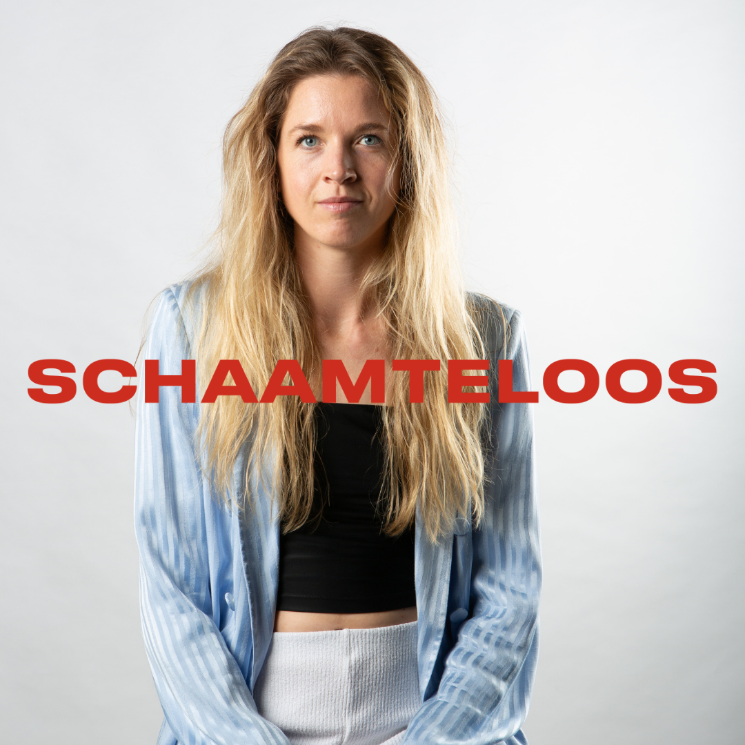 Anna Marah Jansen poseert voor Schaamteloos, een project over taal en emancipatie