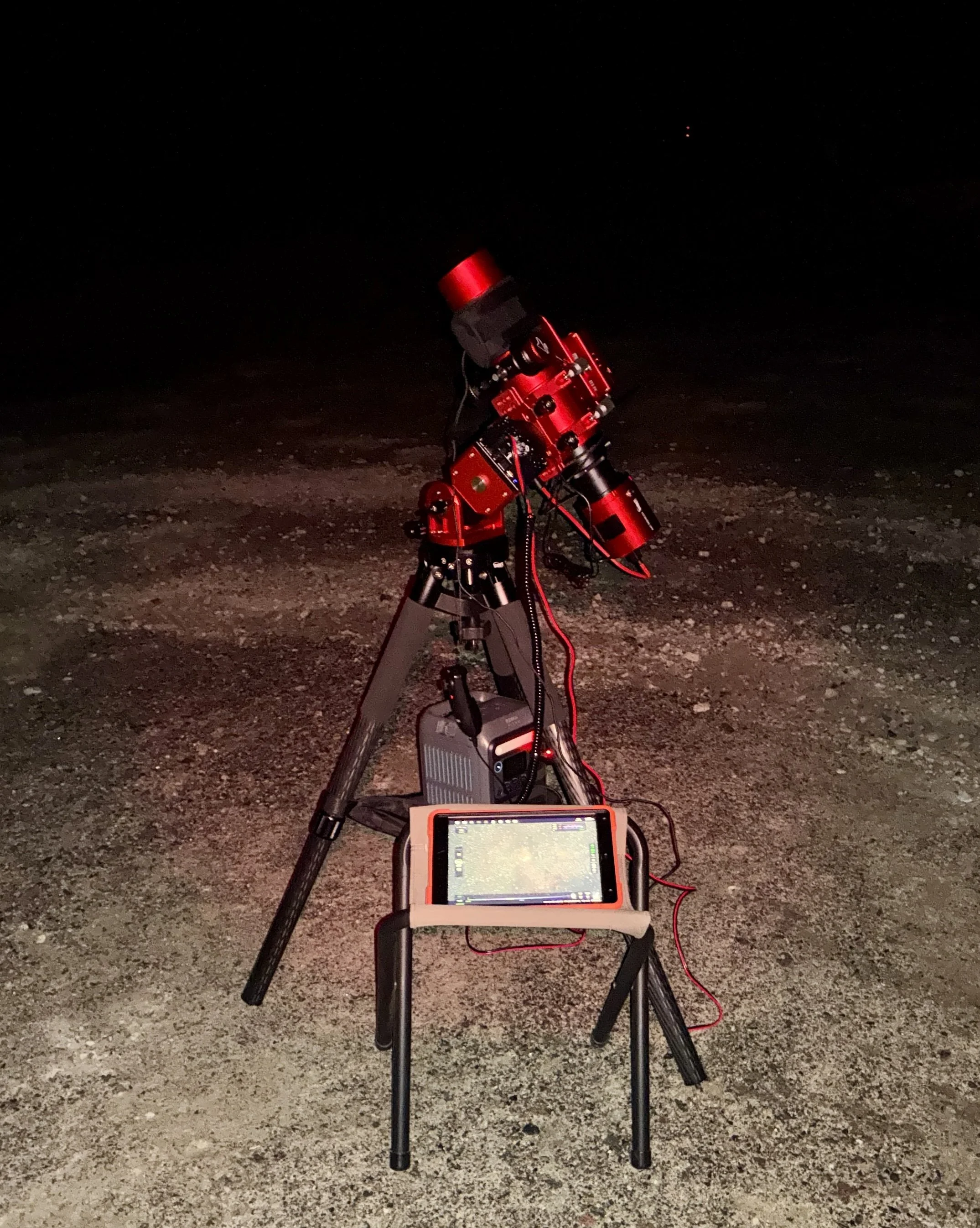 Astrophotography setup with RedCat-61 telescope.