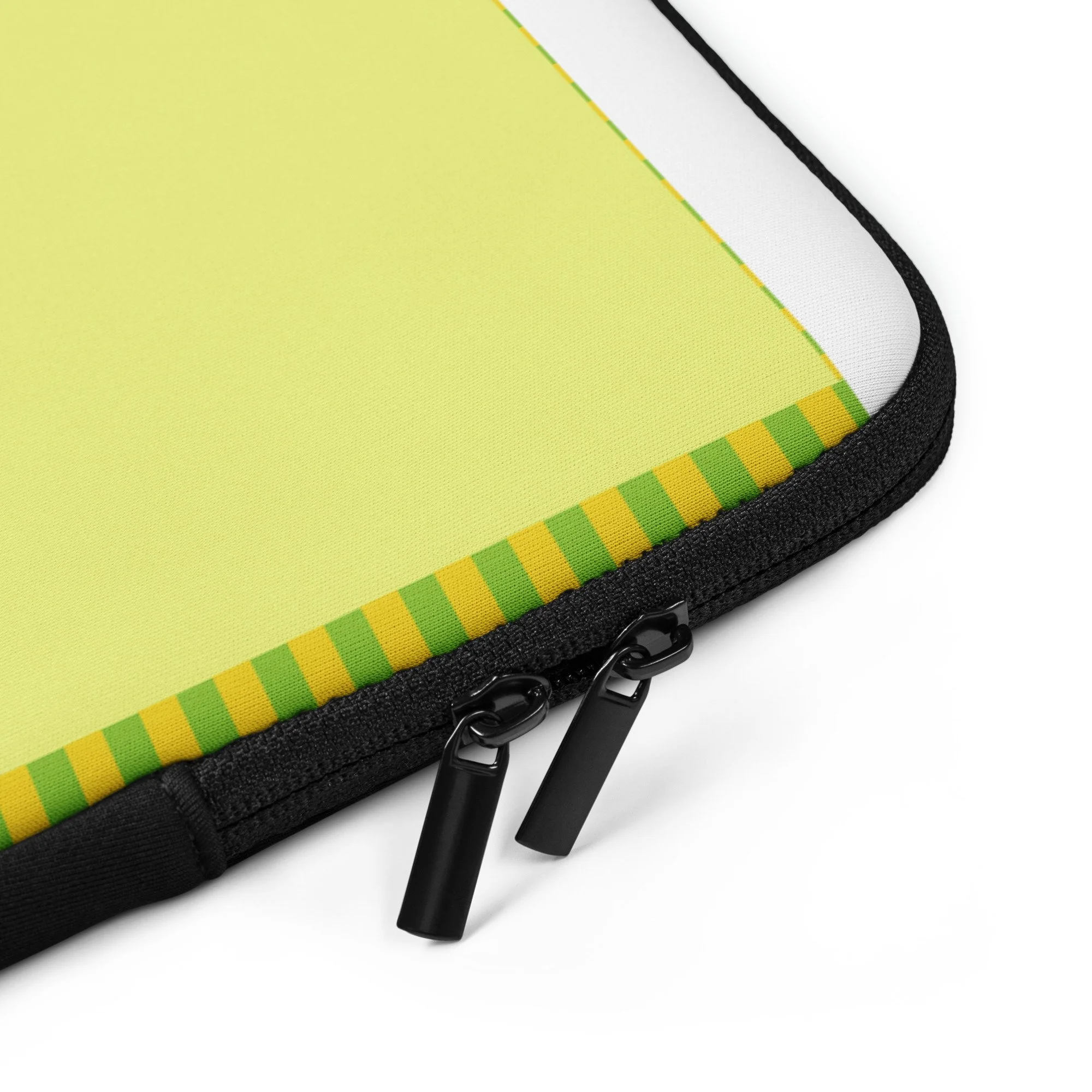 laptop-sleeve-15-product-details-2-6acd414017685.jpg