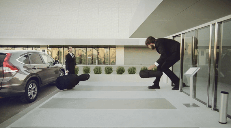 Honda two men swap.gif