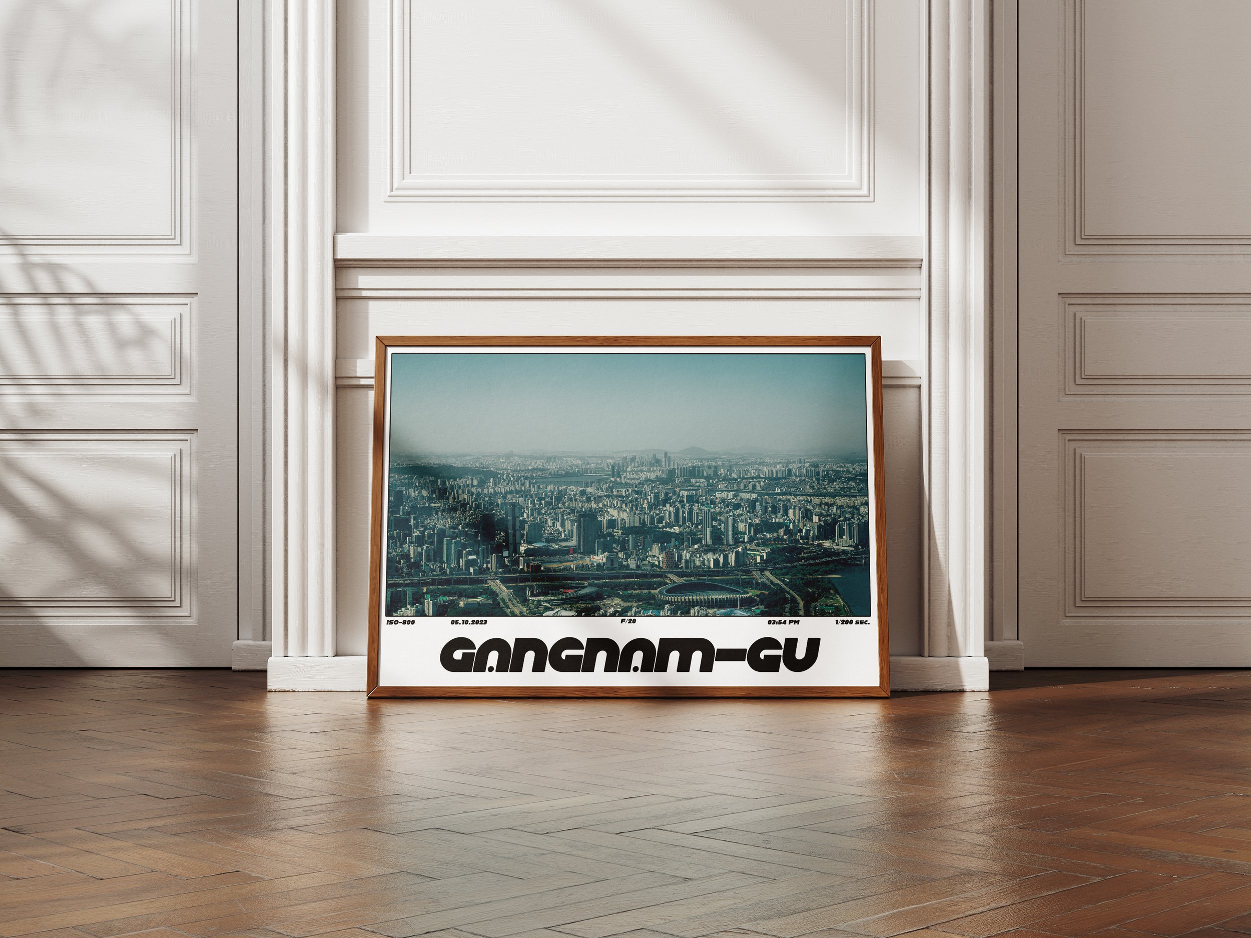 Poster_Frame_on_the_Floor_Mockup_2.jpg