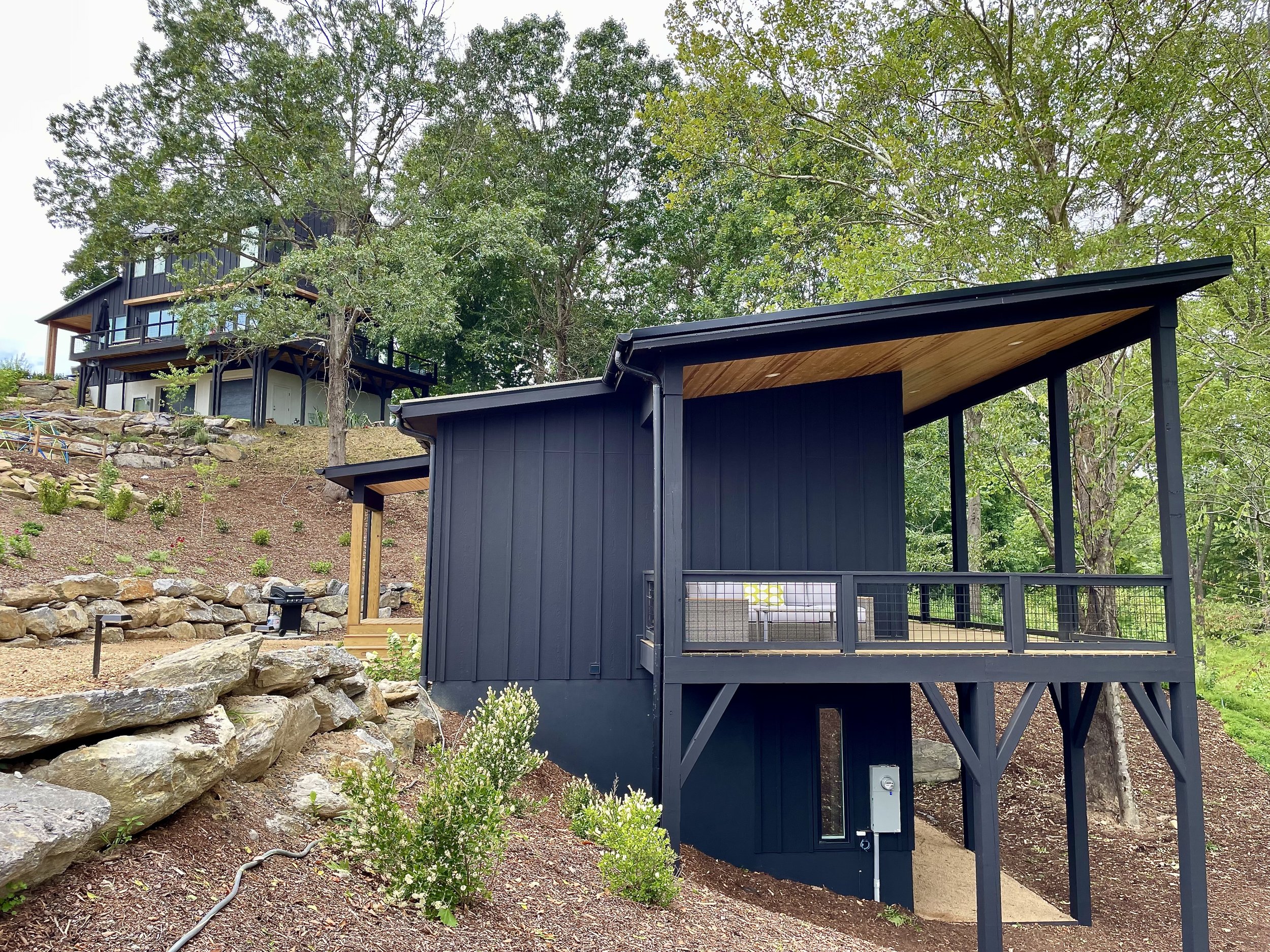 306 Broad Vista