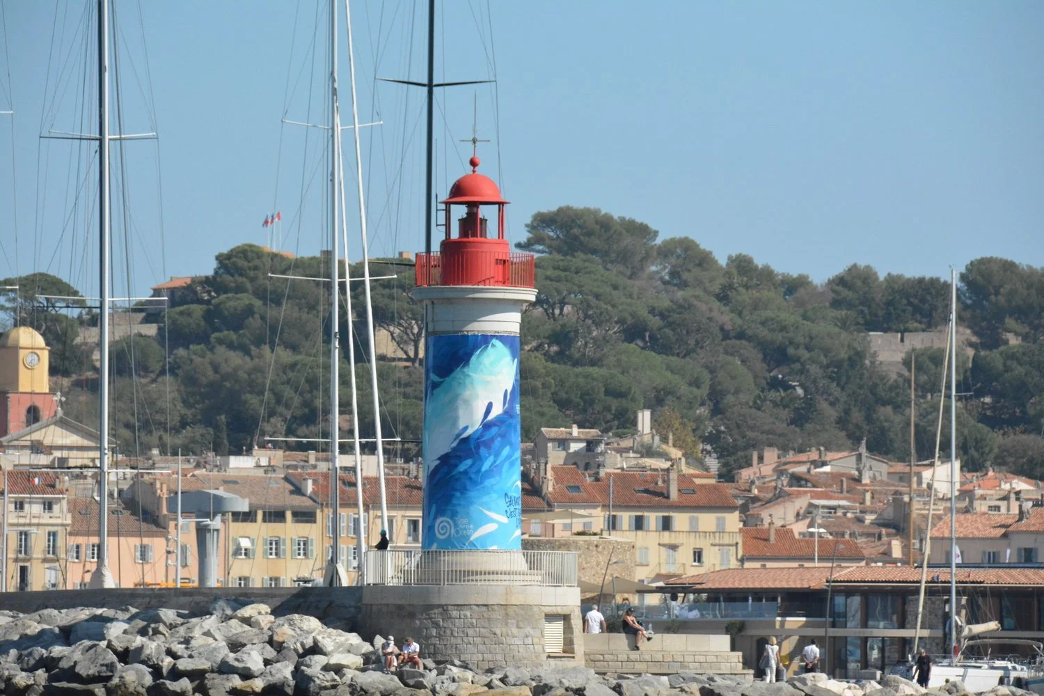  St. Tropez won the most colorful lighthouse award.&nbsp; 