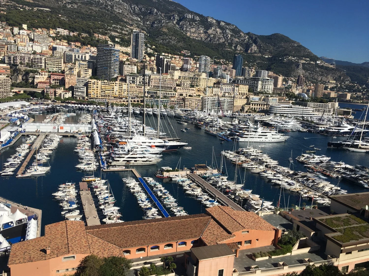  Every seaside town had harbors packed with mostly sailboats. &nbsp;Monaco was not different. &nbsp;The huge ones in the middle were there for the yacht show. 