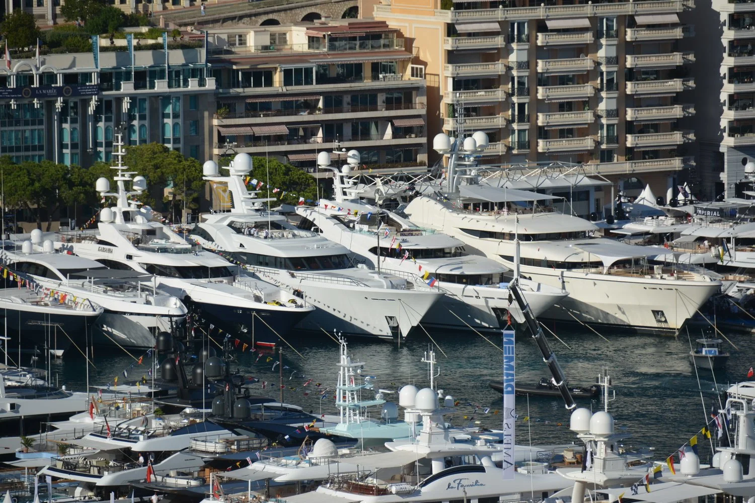  Sure would have liked watching them park all these big boys. 