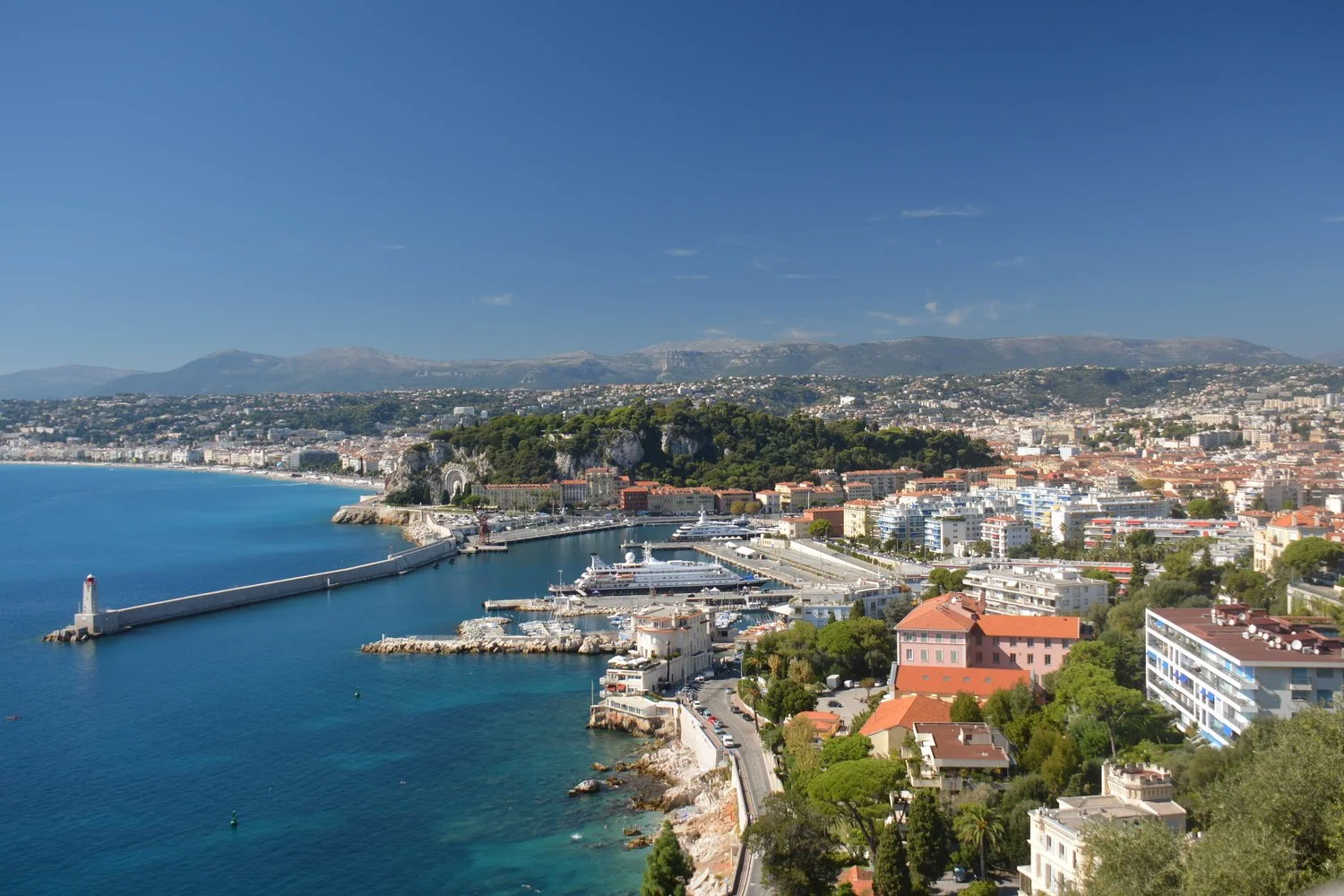  NICE! &nbsp;That is the city, is large and of course has a harbor full of boats. &nbsp; 