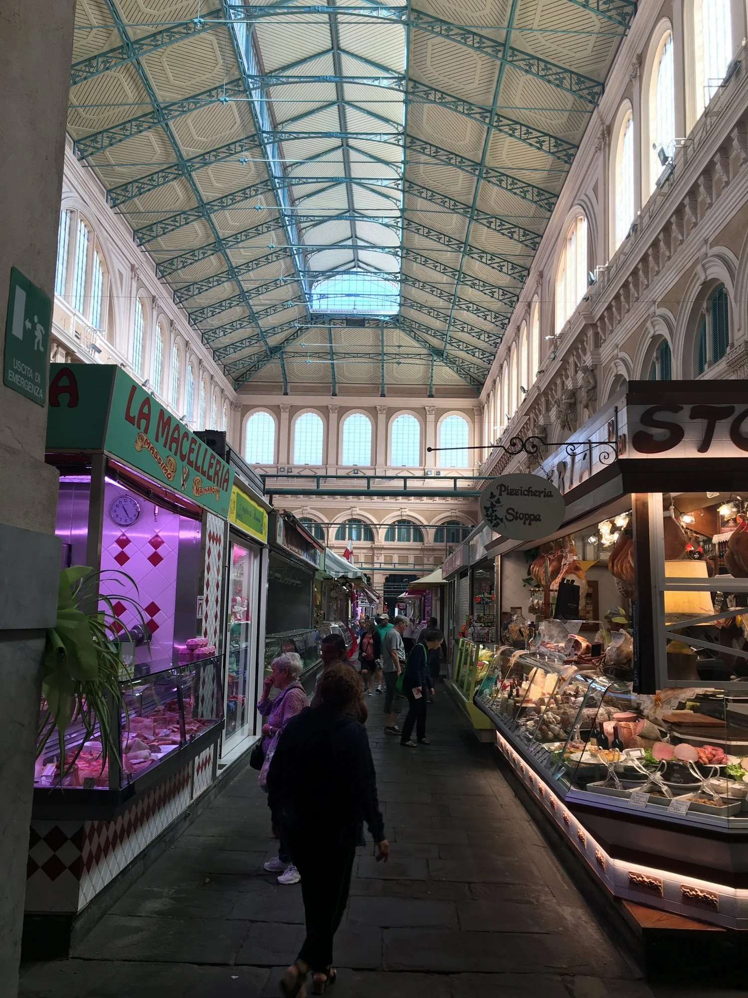  City marketplace.&nbsp; 