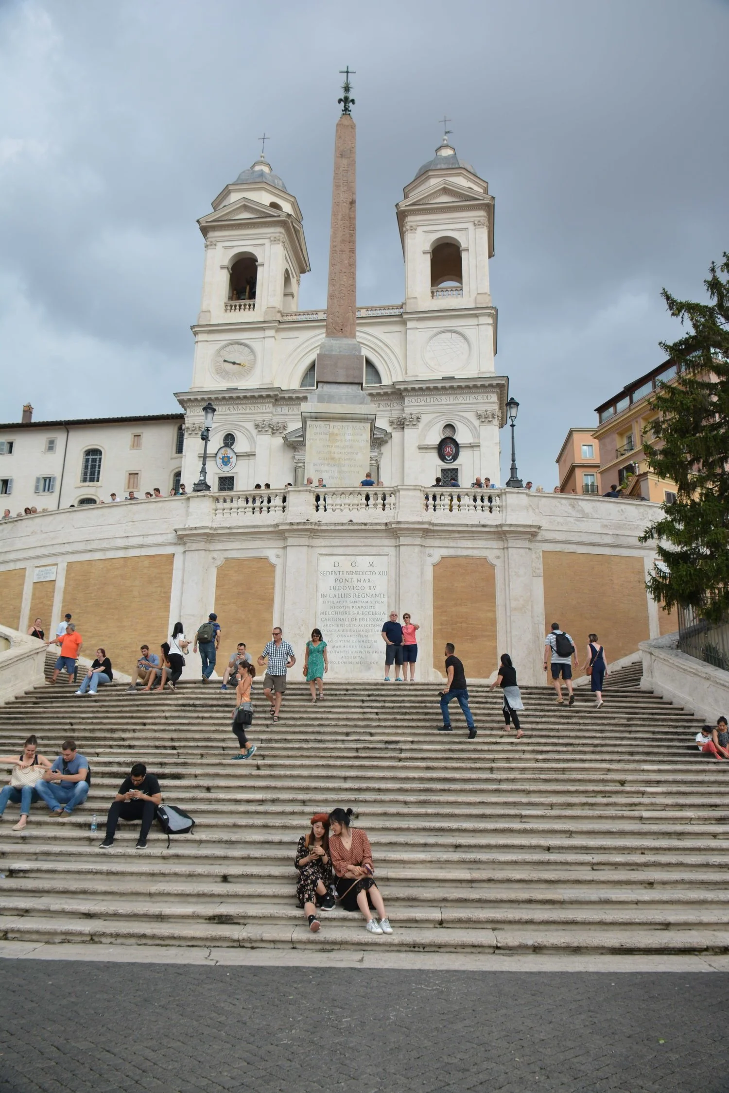  Spanish stairs on a slow day. &nbsp;On Saturday they were packed.&nbsp; 