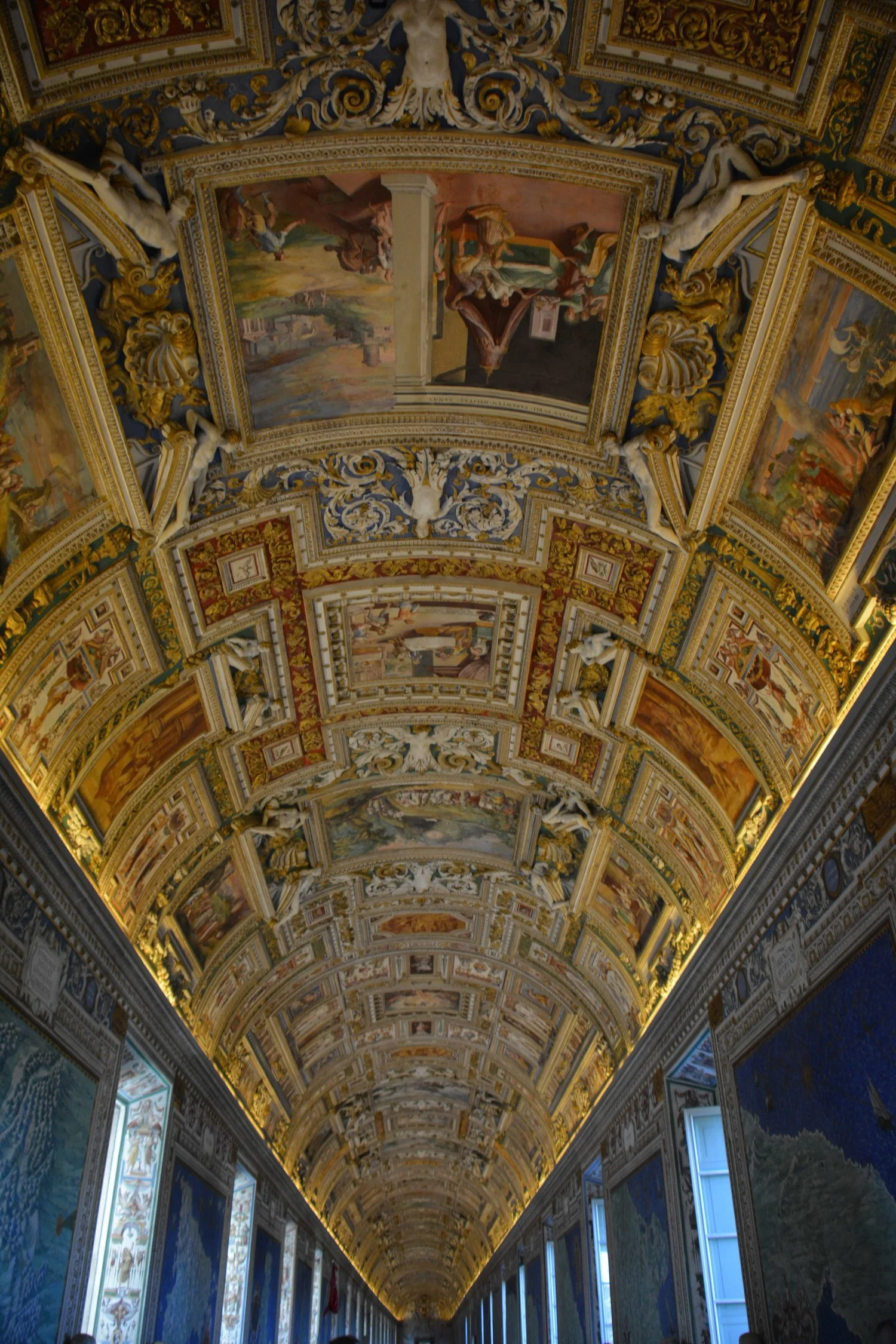  Vatican museum in morning before crowds.&nbsp; 