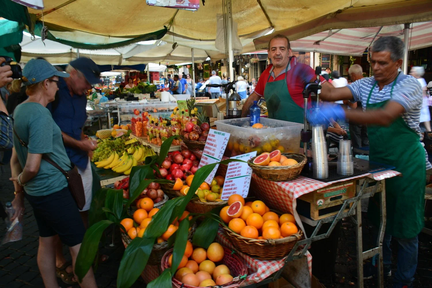  Open air market in a piazza in the Jewish quarter.&nbsp; 