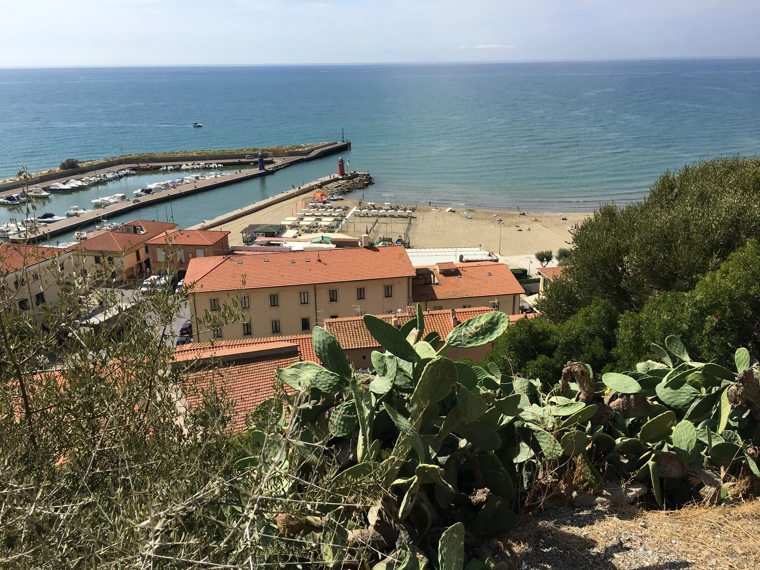  View of the ocean from the old city.&nbsp; 