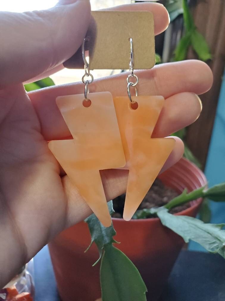 https://i.etsystatic.com/30885154/r/il/dfecb3/3781236057/il_fullxfull.3781236057_h4gr.jpg