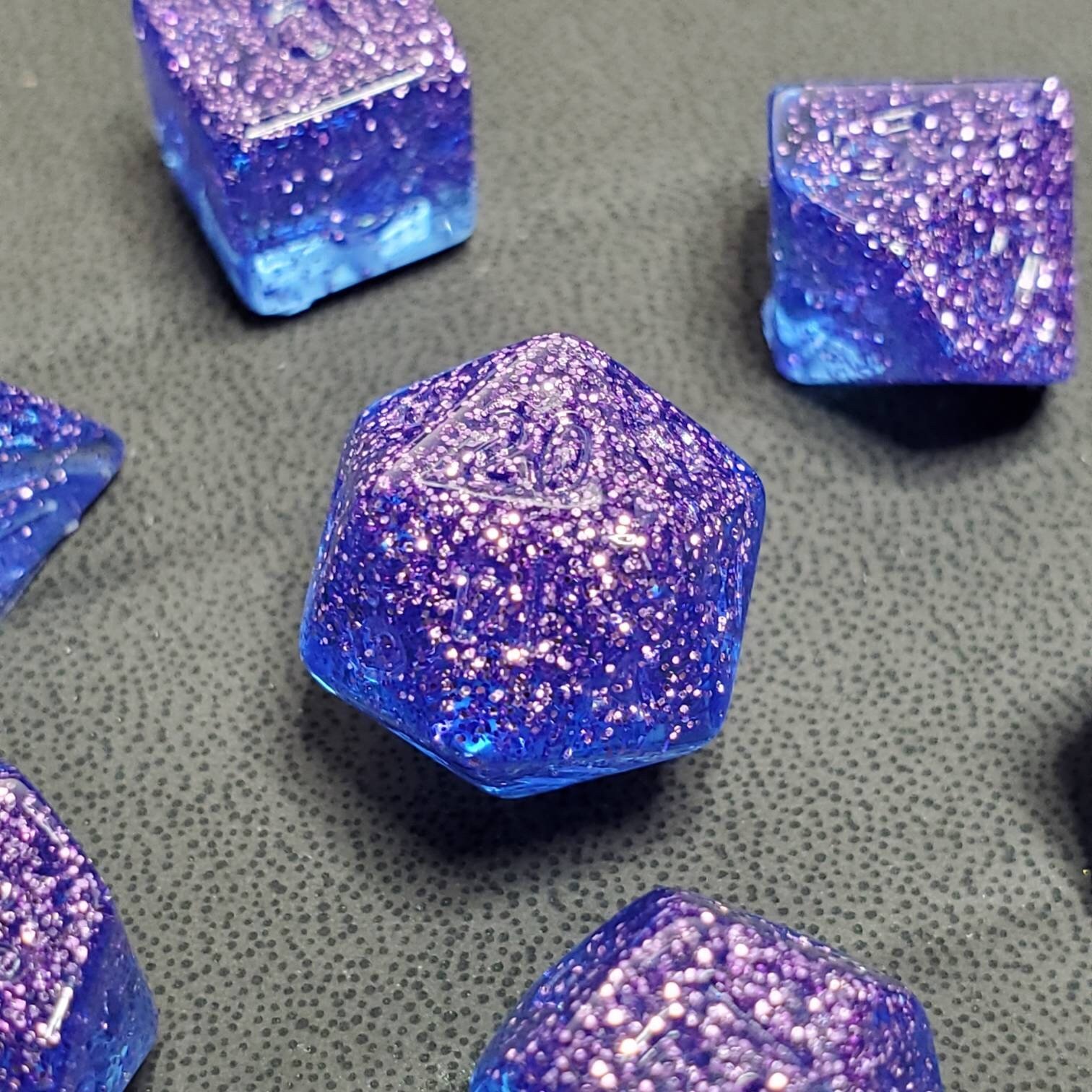https://i.etsystatic.com/30885154/r/il/70386c/3801691246/il_fullxfull.3801691246_elcs.jpg