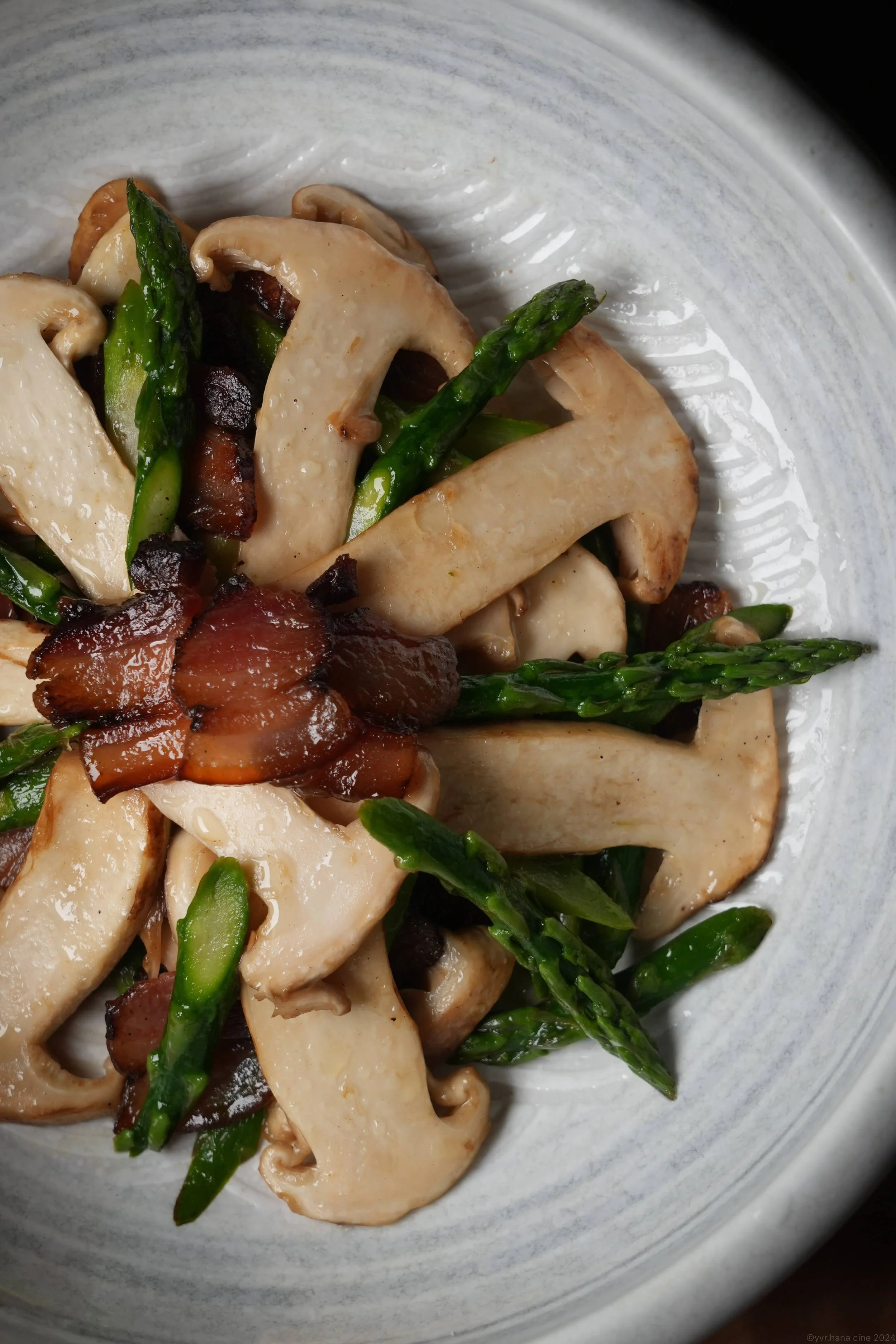 PINE MUSHROOM WITH CHINESE SAUSAGE 