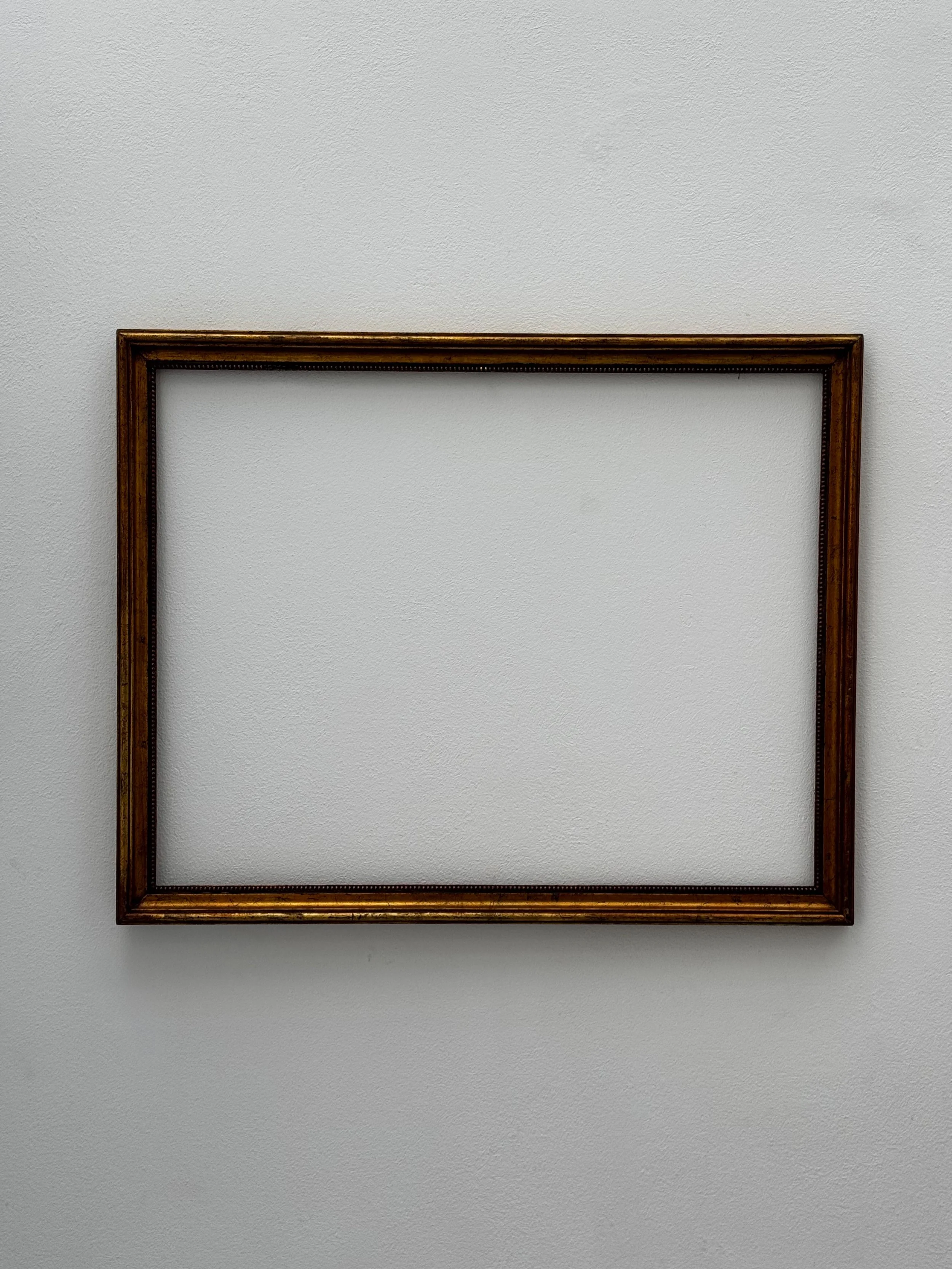 Vintage Gold Art Frame.JPG