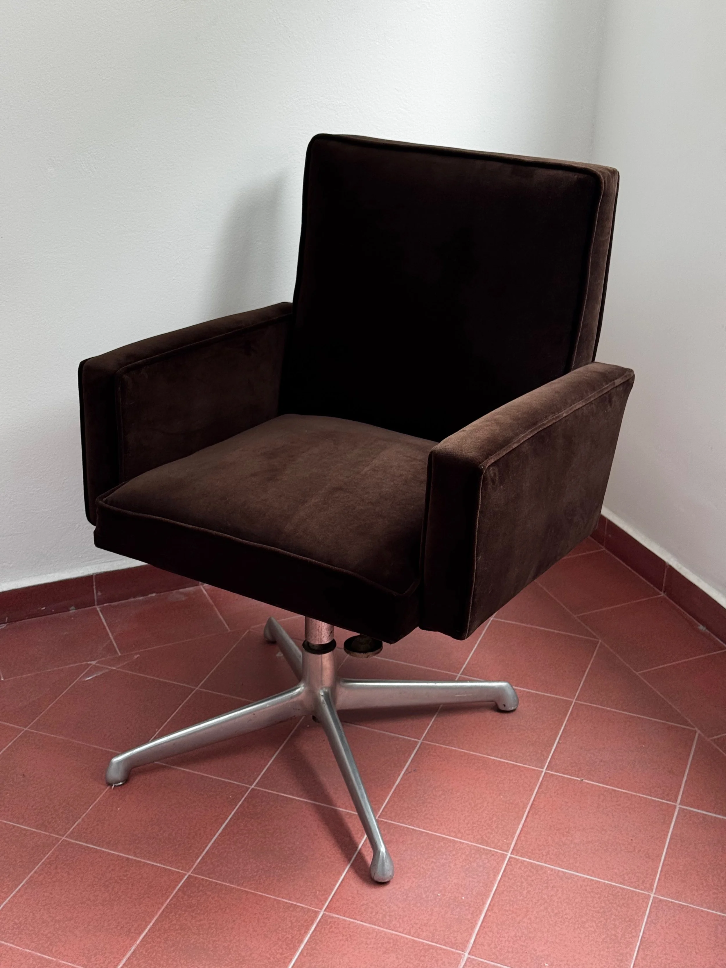 Custom Reupholstery .JPG