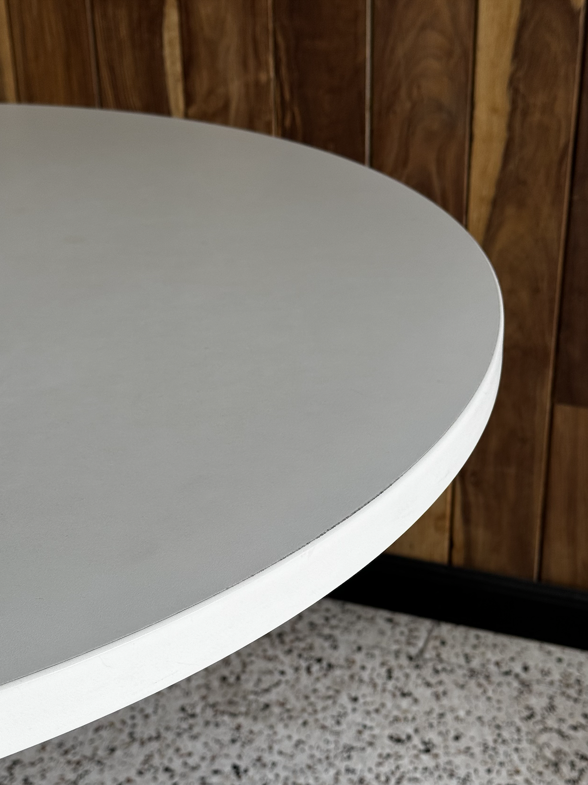 Authentic Herman Miller Round White and Chrome Table (4).png