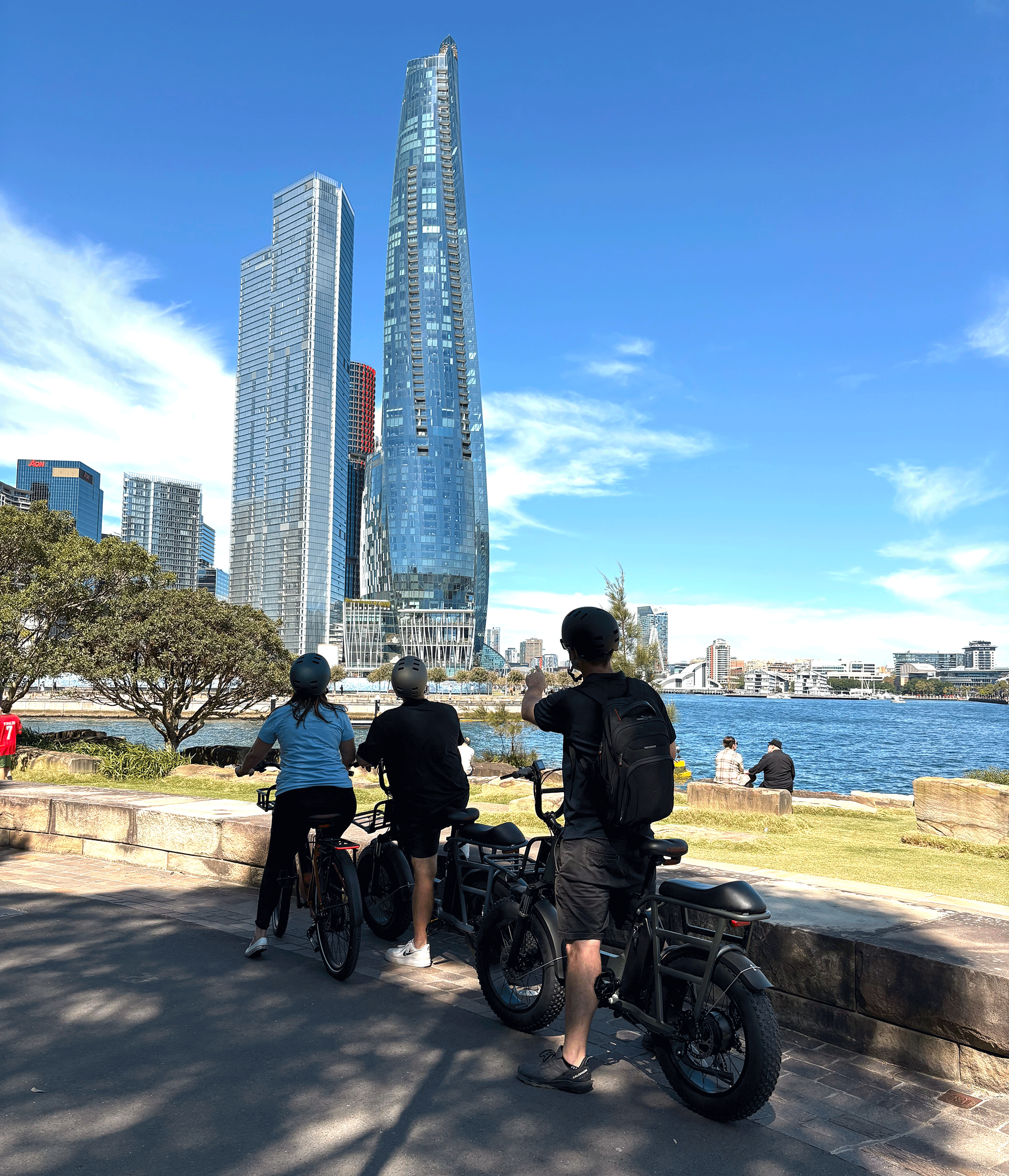 sydney-luxury-experiences-barangaroo-ebike-private-tour.gif
