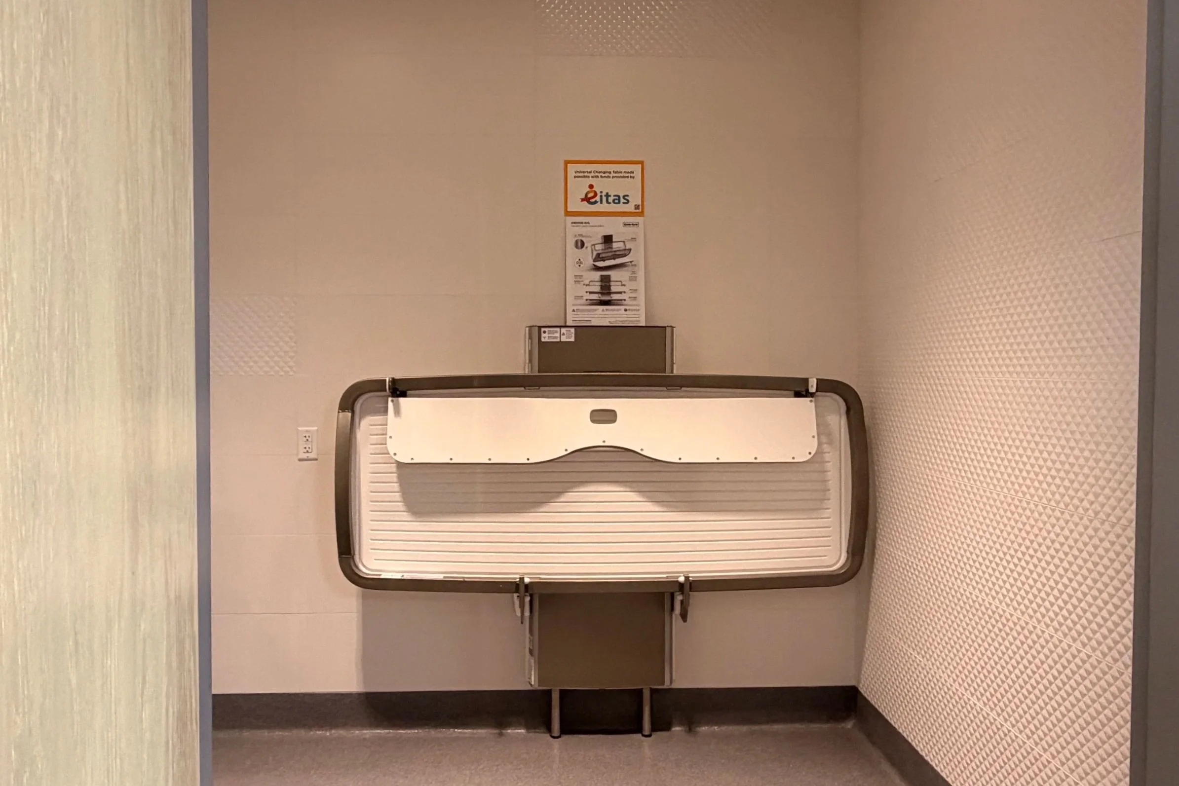 Universal Changing Table