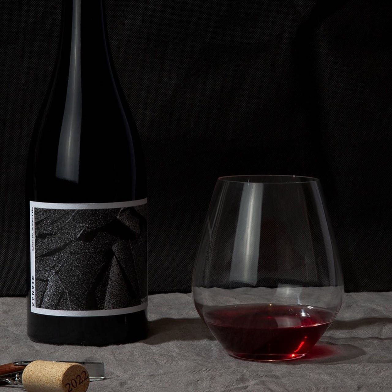 Last but not least for our Spring release. 2022 Duet is a play between light and shade. An organic blend of whole bunch Pinot noir (80%) from Mangatahi provides the beauty and elegance, while Syrah (20%) from Bridge Pā shows spice and depth. Blackber