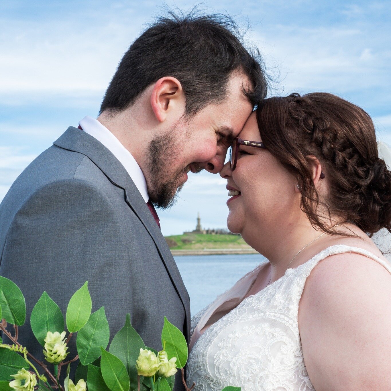 Golden retrievers wearing sunglasses, a beachside romantic stroll, epic beer vat photos and loads of love - all of this (and more!) made up Amy and Rob's unforgettable wedding day at @Tyne Bank Brewery this February!

We'd like to thank Amy and Rob f