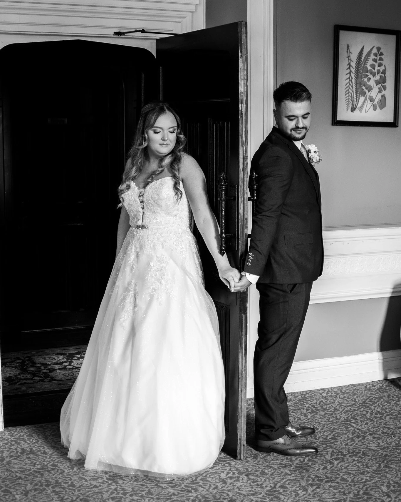 We're always up for ideas from our couples and this was one that Chloe and Shaun asked for and we have to say, it's a beautiful shot!

It was just before they were about to walk down the aisle, so we had to make sure they didn't have a sneaky peek! 
