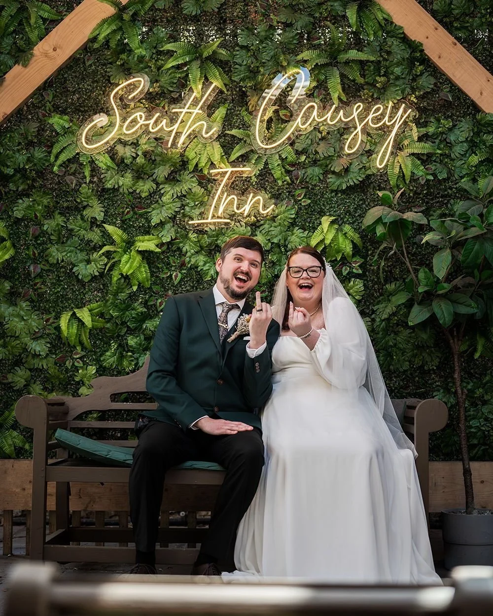 A huge congratulations to Lesley and Ross who were married a few weeks back at the beautiful @southcauseyinn. It was the first time we'd shot at the Durham Suite and we weren't disappointed!

It was a day full of laughter, woodland walks, excellent p
