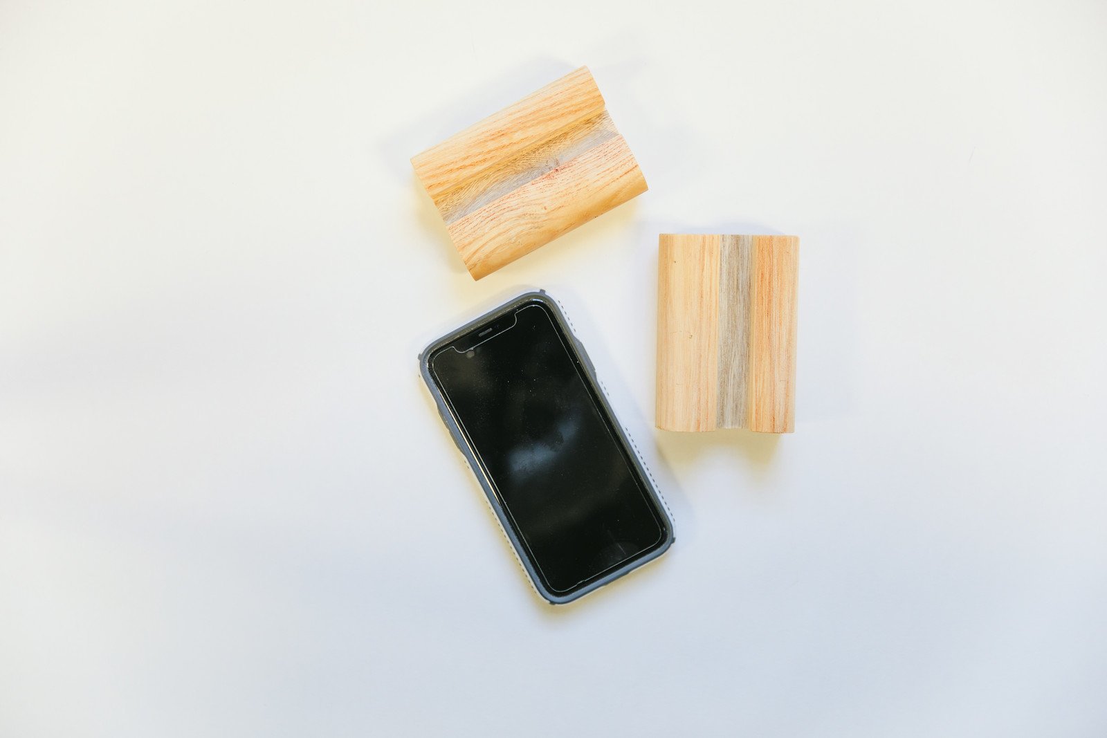 Cell Phone Holder 1.jpeg