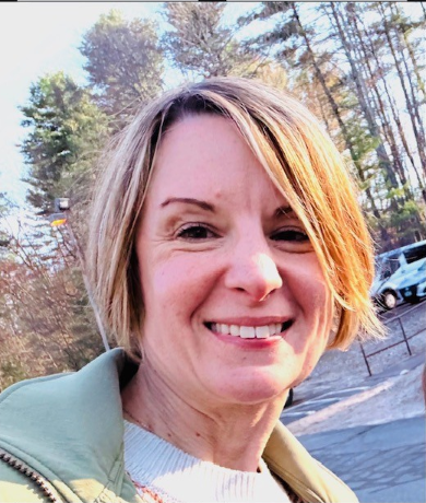 Erin, Senior Bookkeeper at Carnes Bookkeeping Services