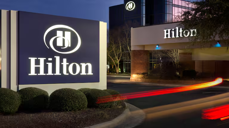 hilton-greenville-exterior-1194084.png