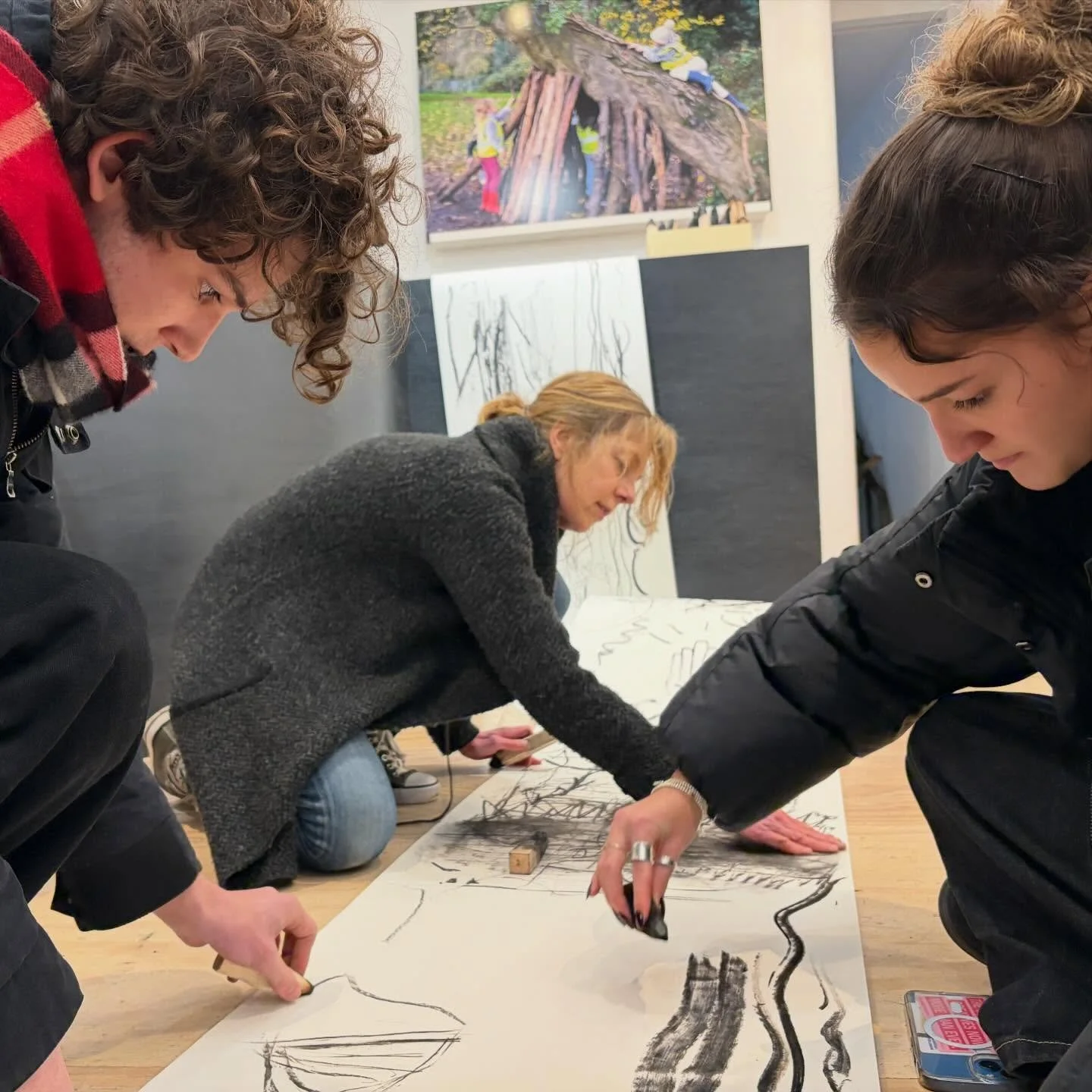 Kindling continues @sqft.space until 19 March.

14 and 15 March Open Weekend 11am - 5pm.
19 March Dusk Walk And Draw Closing Event - DM me or @jacquelinenicholls for details.