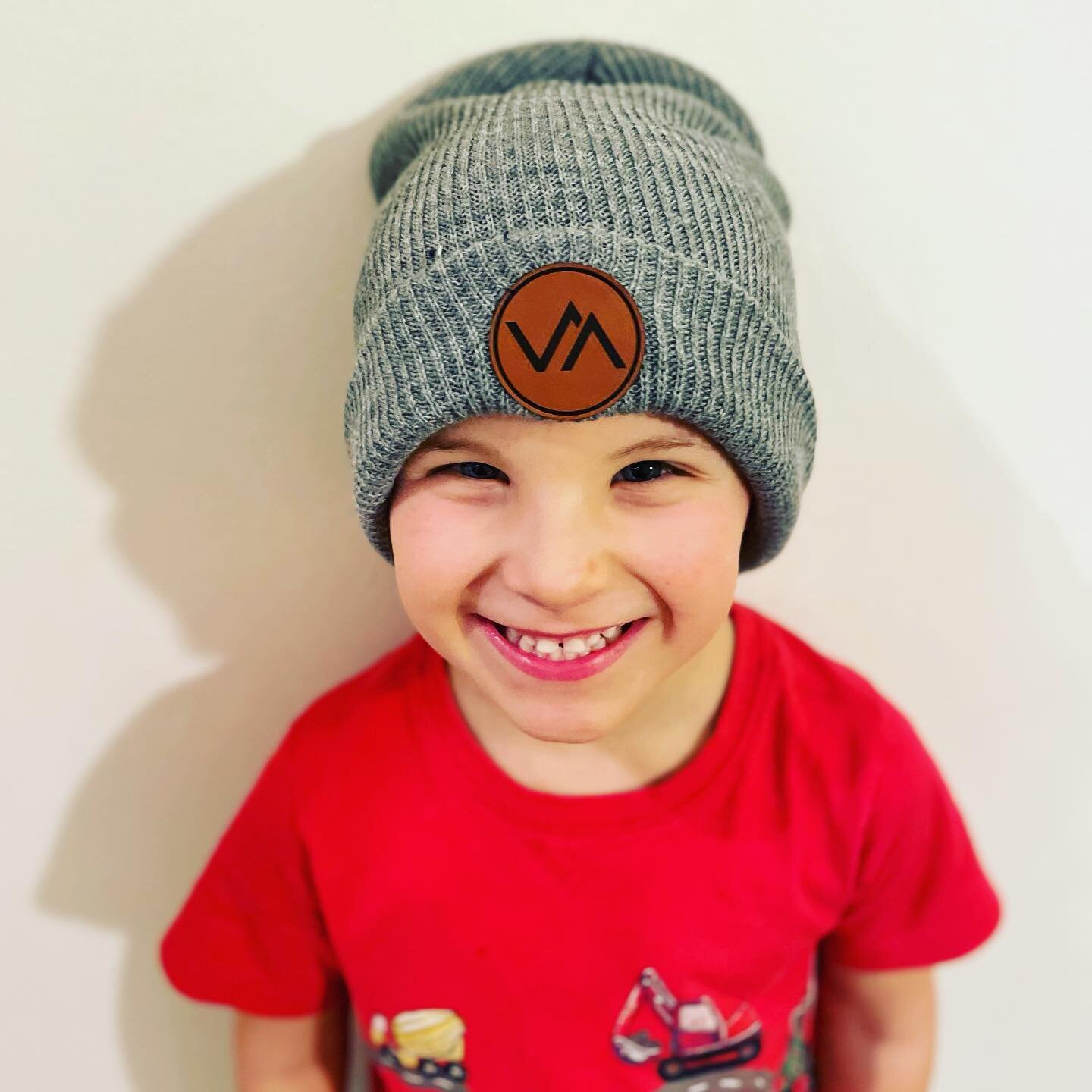 New Elevation merch available in the shop! We&rsquo;ve got hoodies, t-shirts, caps and these sweet beanies.

Disclaimer: We cannot guarantee they&rsquo;ll make you look this cute.

Modelled by Flynn 🤙🏼

#ridewithelevation #bendoregon #snowmobiling 