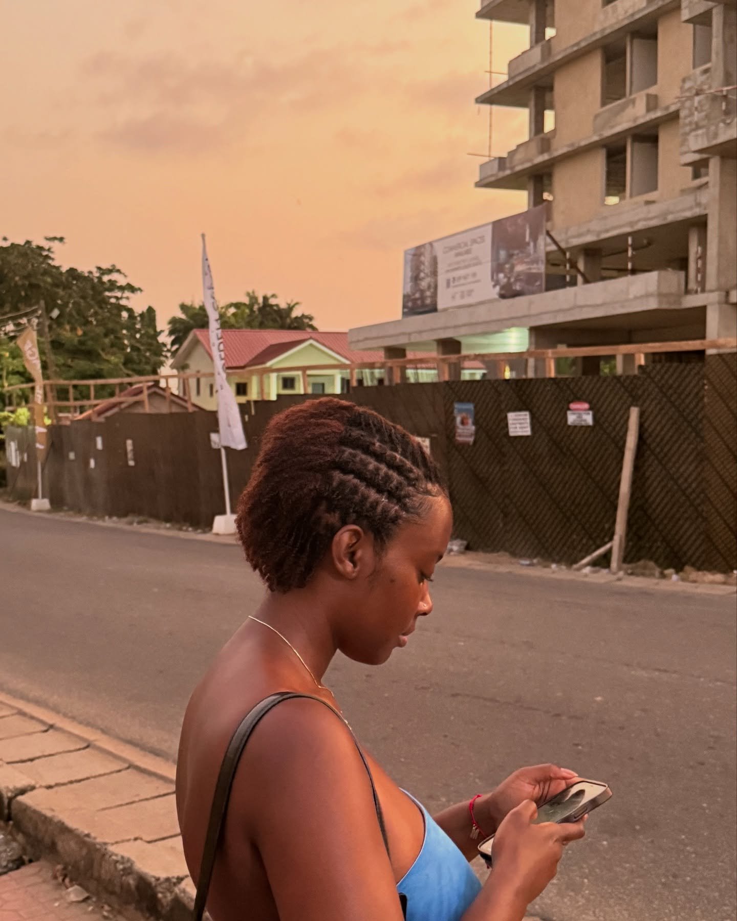What I&rsquo;m doing this year is going for it and not passively standing around watching life pass me by. Not necessarily getting my groove back but finding a whole new song to dance to 🧡
.
. 
Maamewrites is a weekly newsletter, where I journal abo