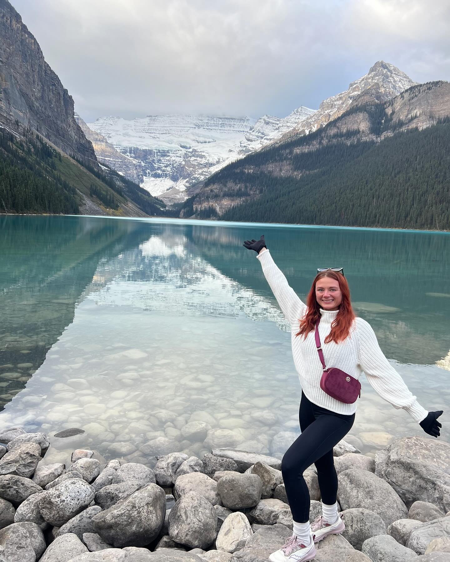 Stunning views and a challenging almost 20 km hike at Lake Louise – 6 hours of pushing limits, building strength, and embracing nature. The perfect reminder that fitness is not just about the gym, but about what your body can accomplish. πͺπ½π
