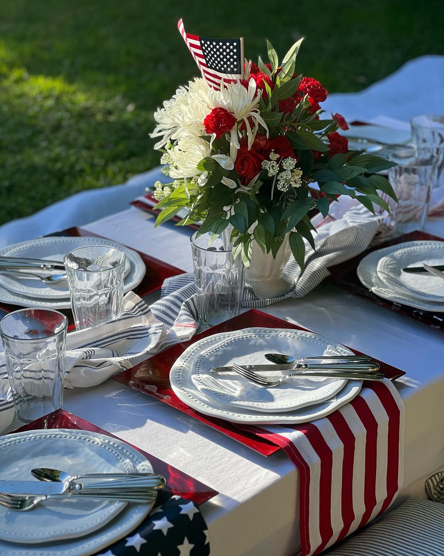 Hope everyone had a wonderful 4th of July! Happy, happy summer.