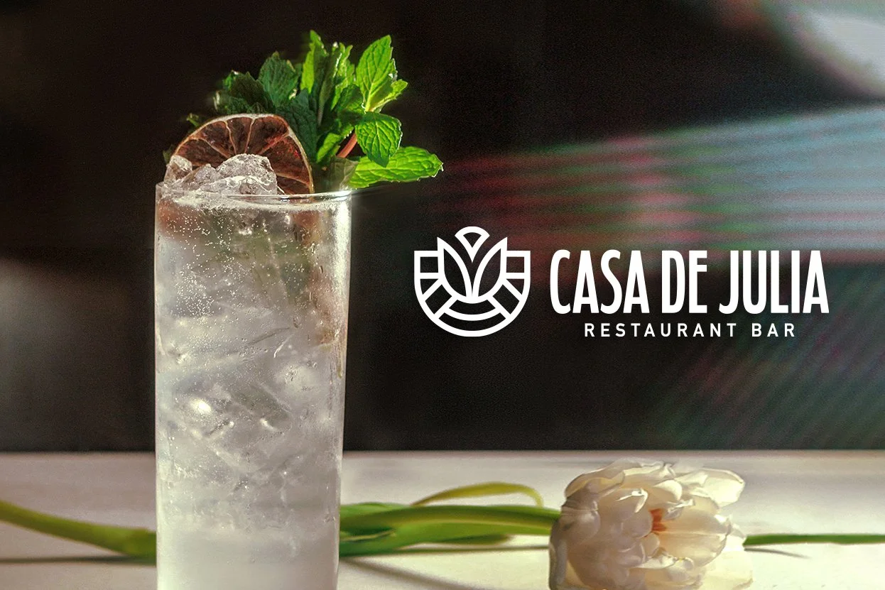 CASA DE JULIA / Restaurant Bar