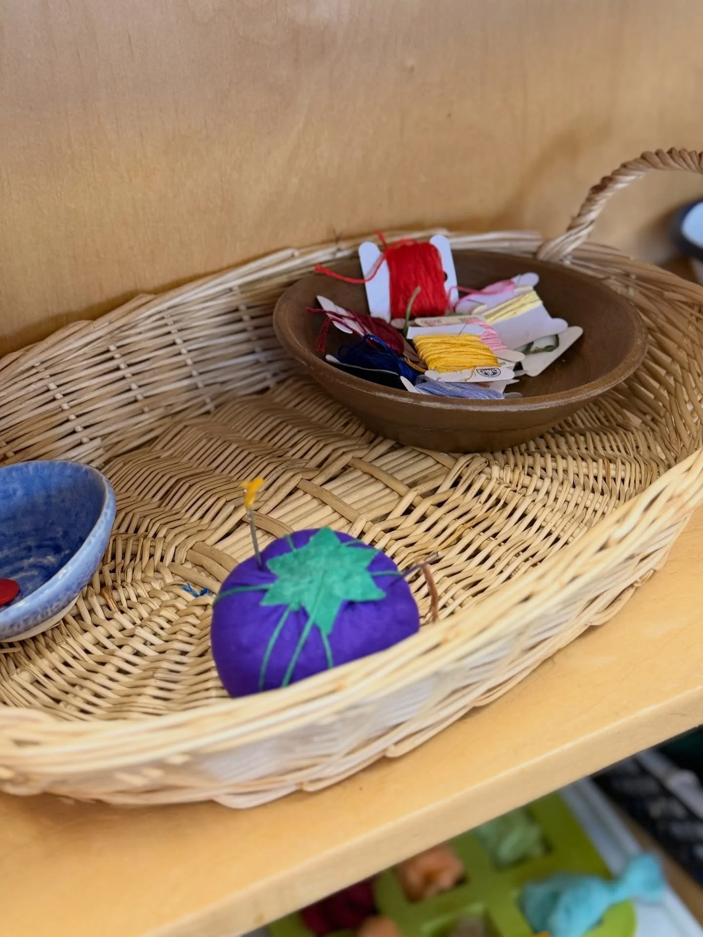 Practical Life in lower elementary is real, meaningful work. Children use real tools, natural wood materials, and natural fibers as they care for their classroom, prepare food, organize their work, and collaborate with peers.🧵🪡🧶

Working with auth