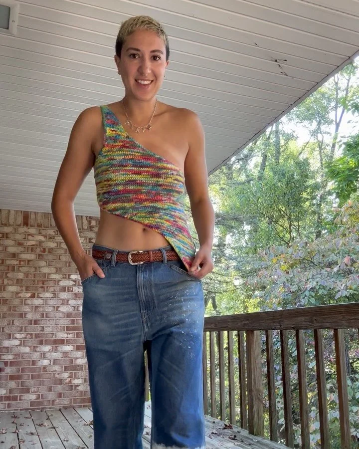 ✨ she&rsquo;s back &amp; bald ✨

🧶 @langyarns_official 

#crochet