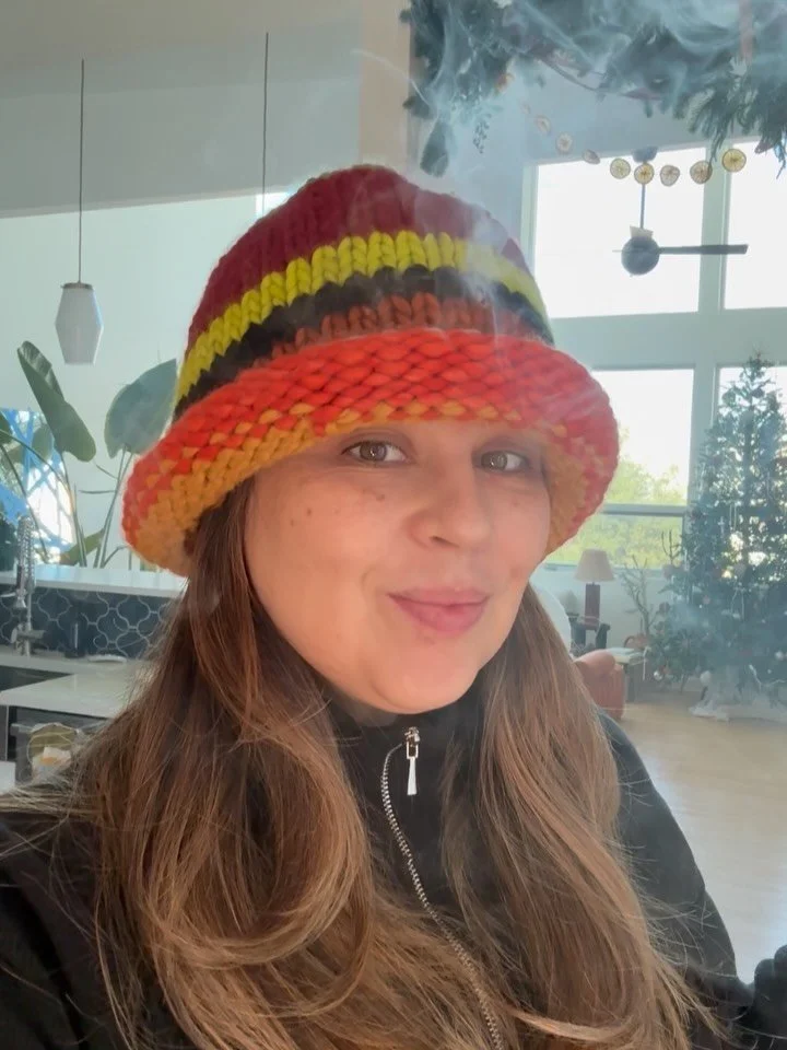 mi shulitaaa in one of my fave knits 💖💨

p.s. my mom picked this song for you

#knitting #knit #knittersgonnaknit