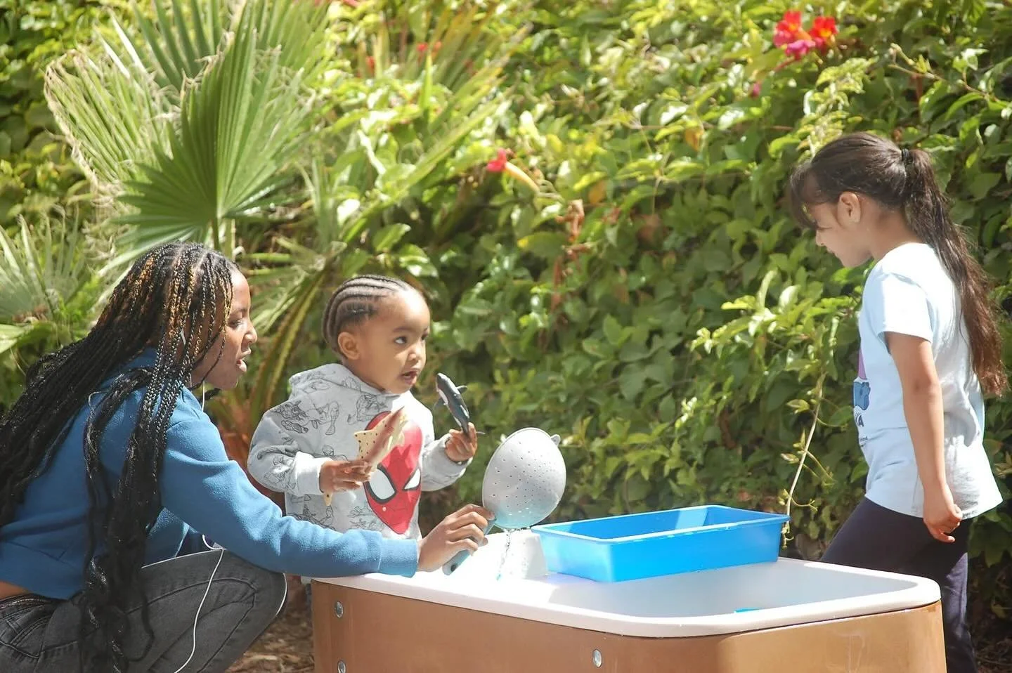 FROM BIRTH TO HIGH SCHOOL, ROOTED IN EAST PALO ALTO

RISE partners with families from infancy to adolescence, ensuring that children in East Palo Alto have a strong academic foundation, confidence, and continuous support throughout their educational 