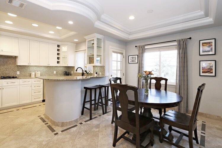 MLS_10_Kitchen.jpg